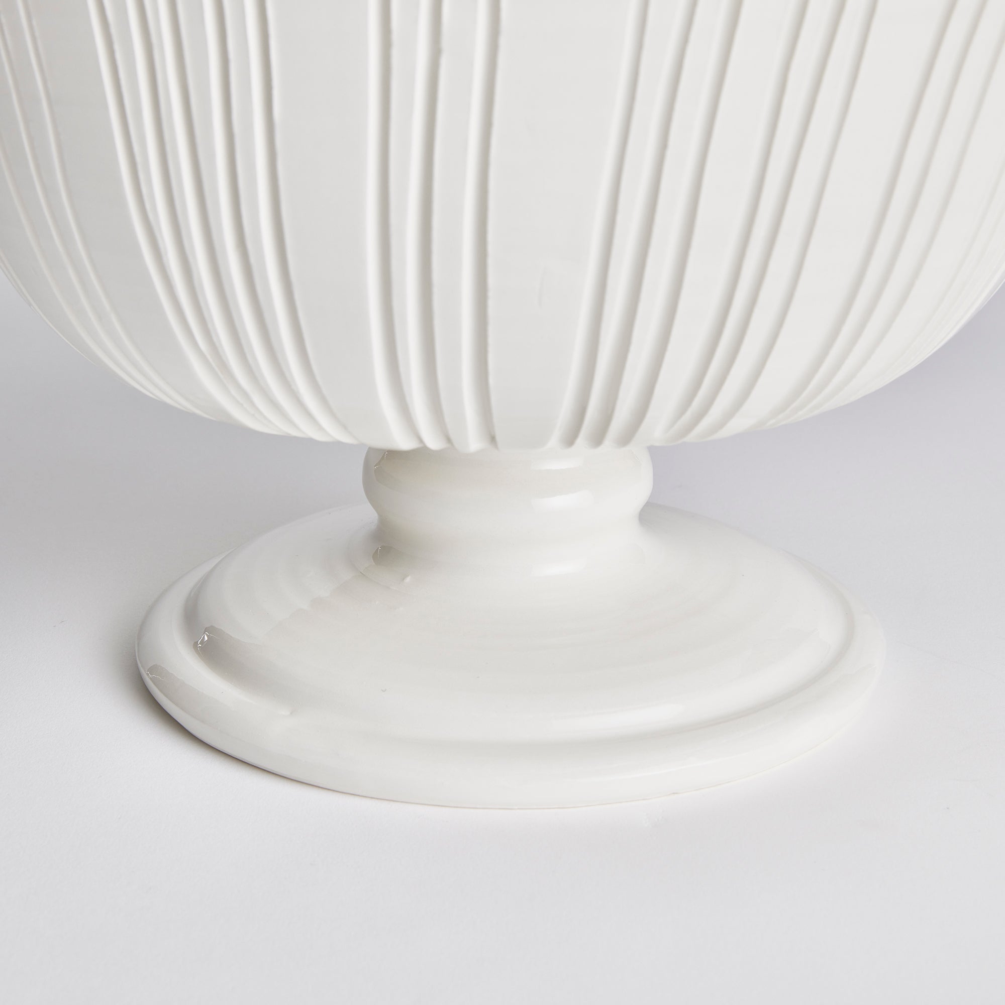 Pearl Footed Bowl