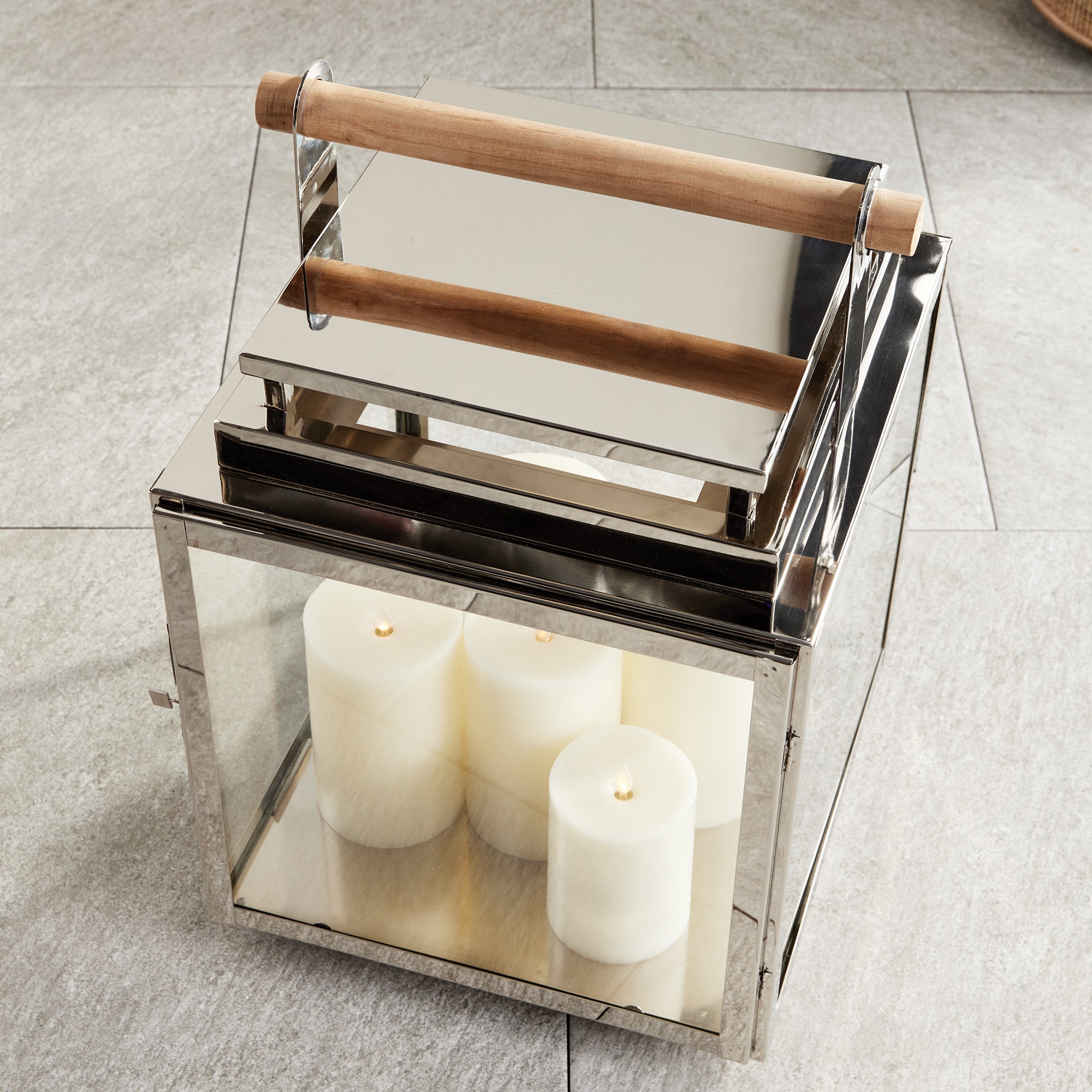 Zeke Outdoor Lantern Large