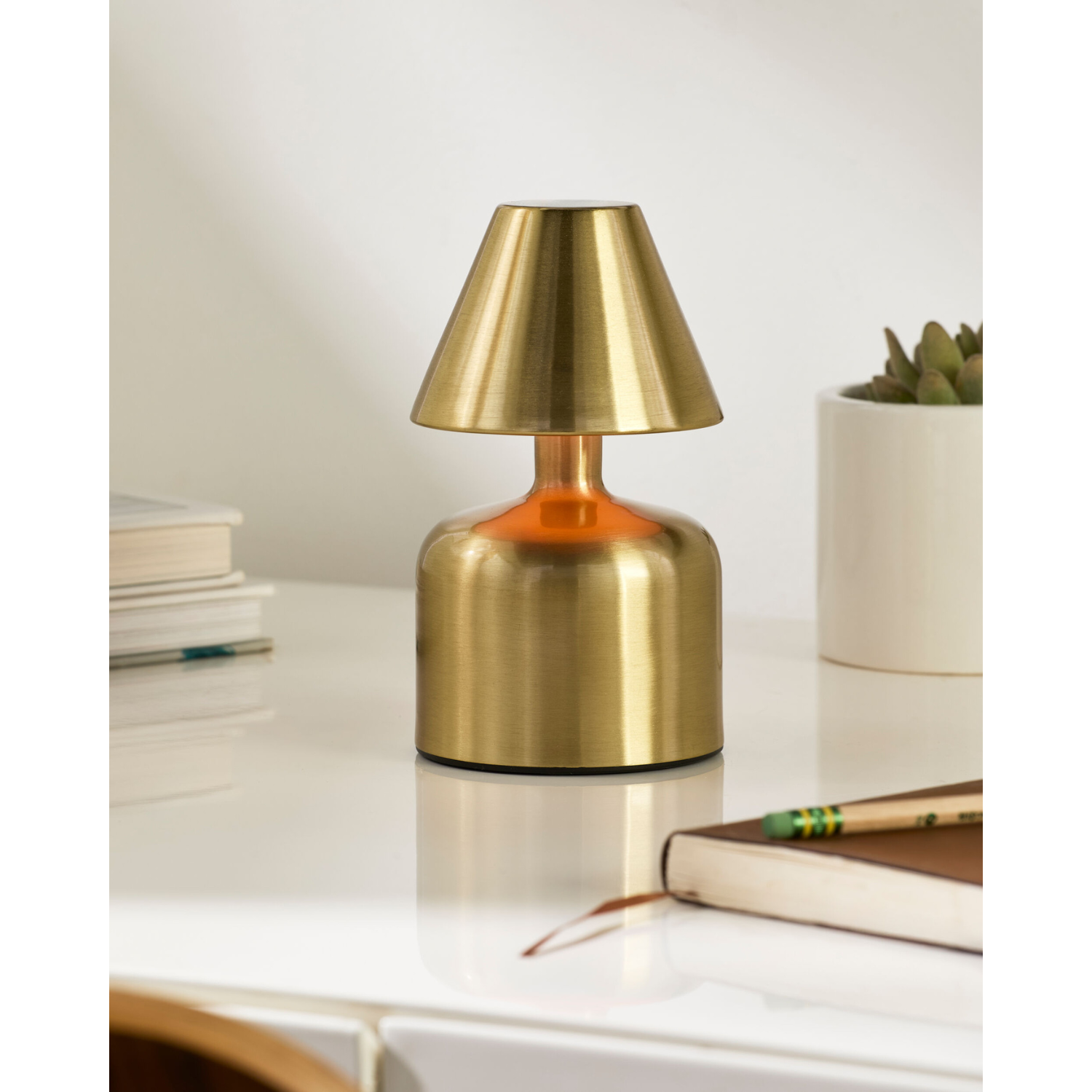 Furnas Accent Table Lamp