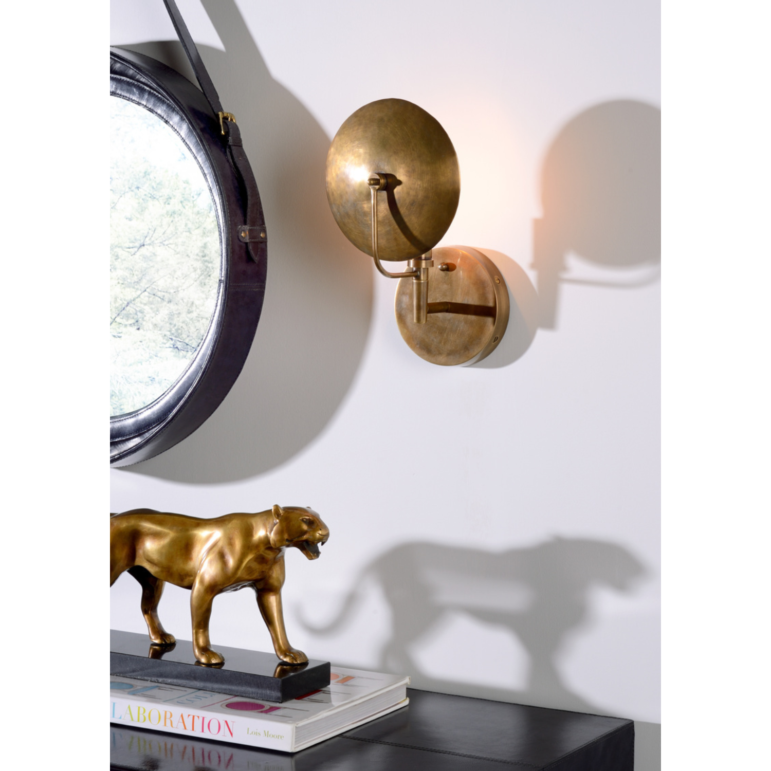 Dovi Sconce