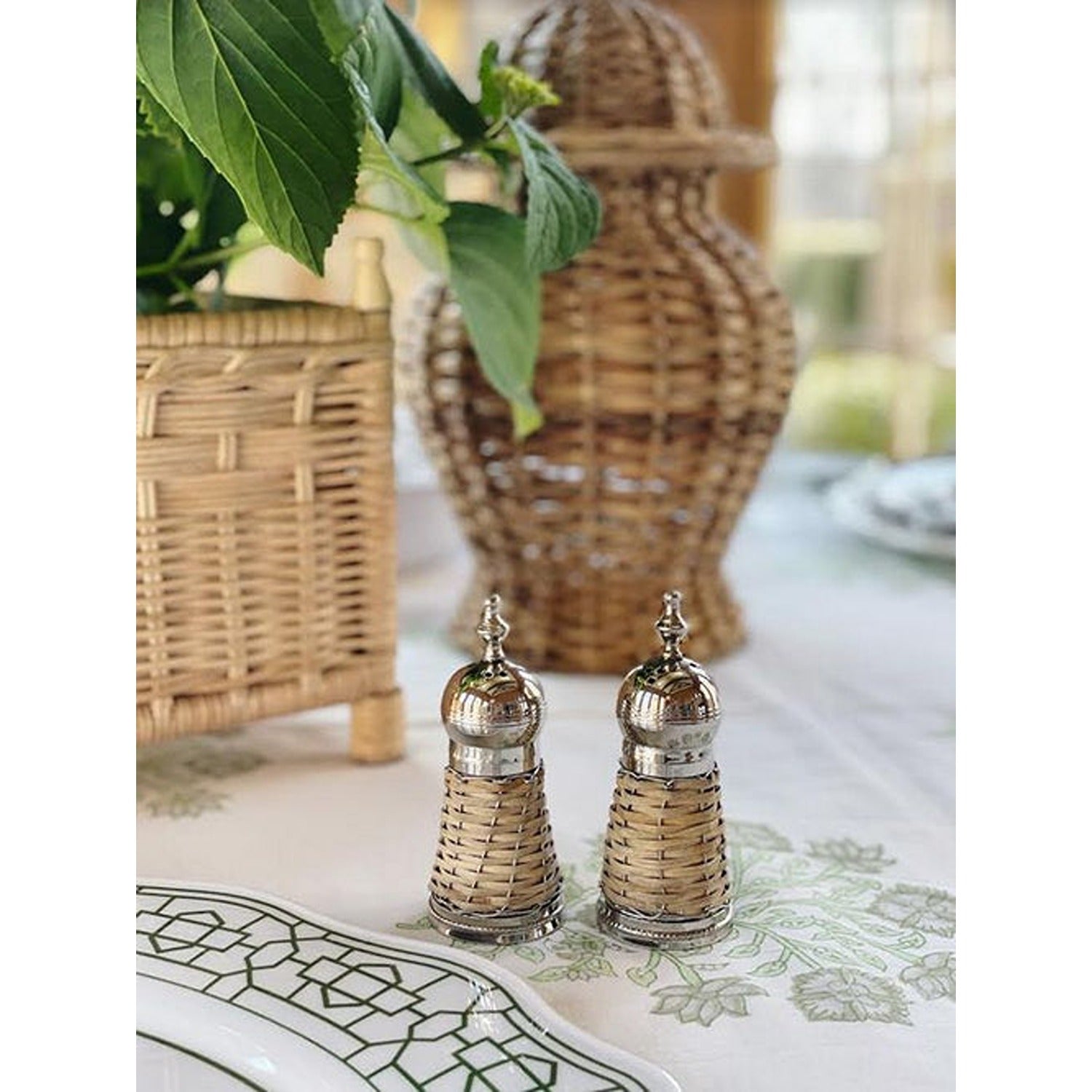 Wicker Salt and Pepper Shaker