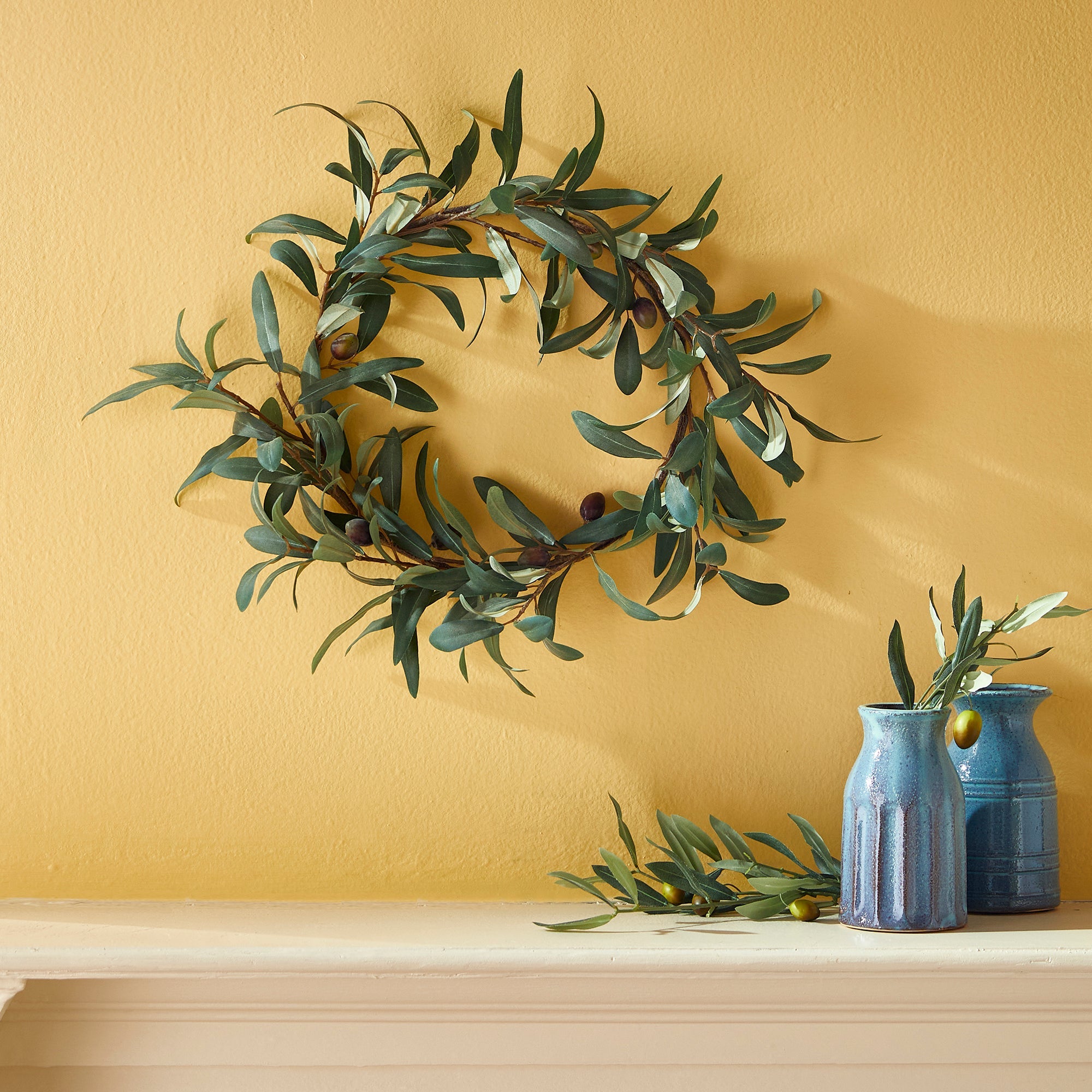 Elaia Wreath with Olives 16"