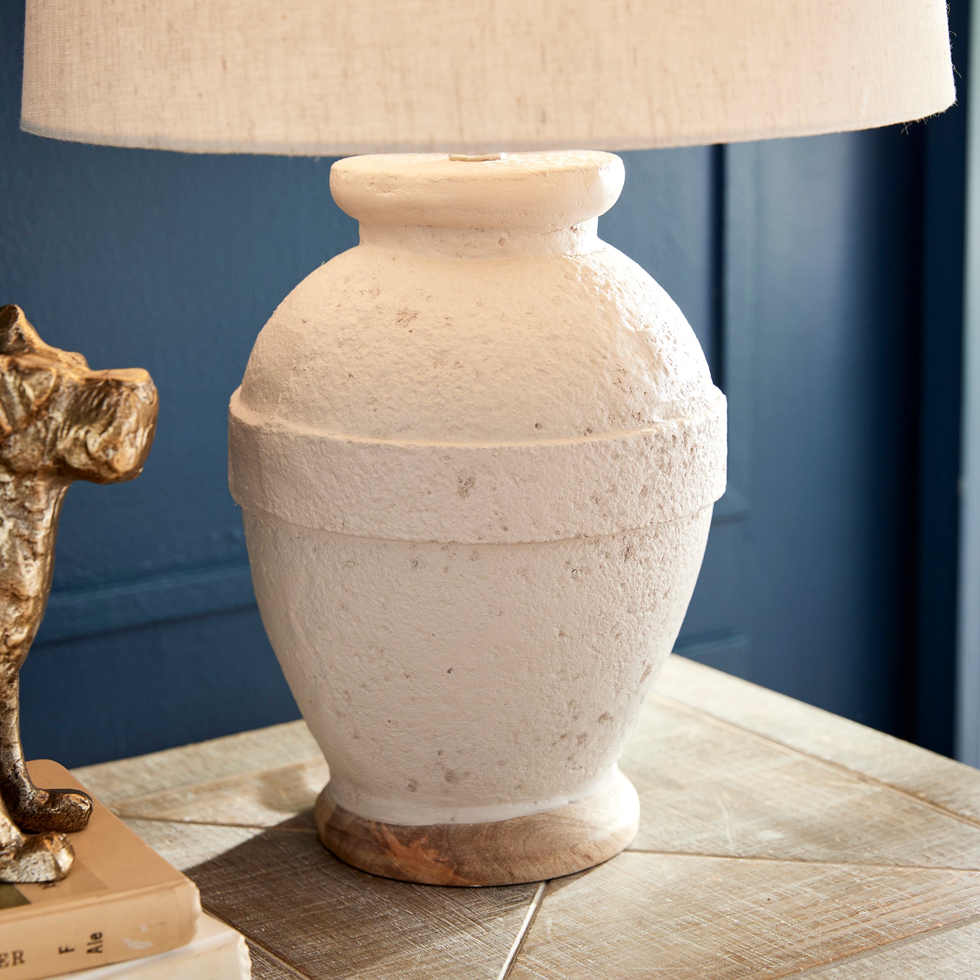 Sola Lamp