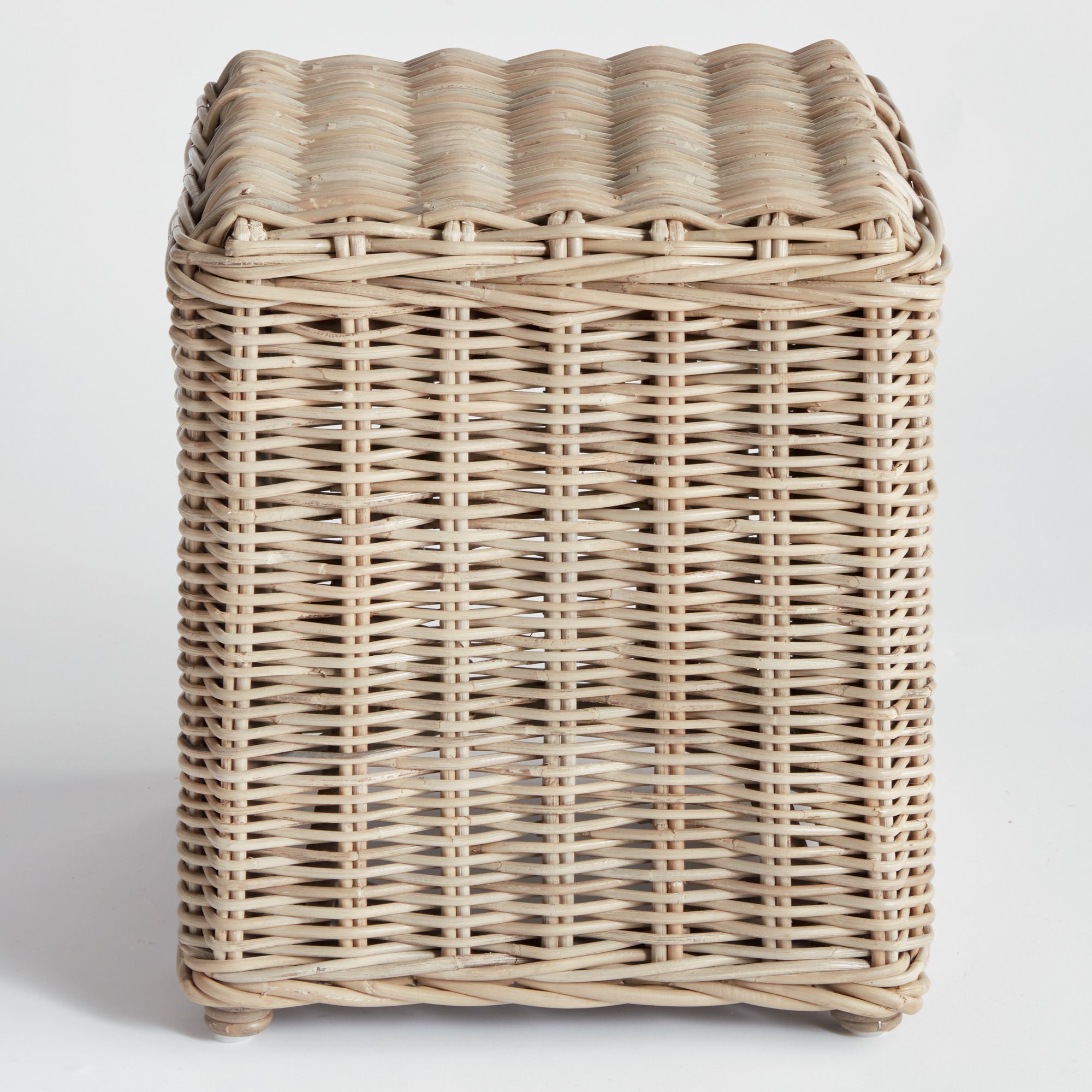 Dahlia Stool