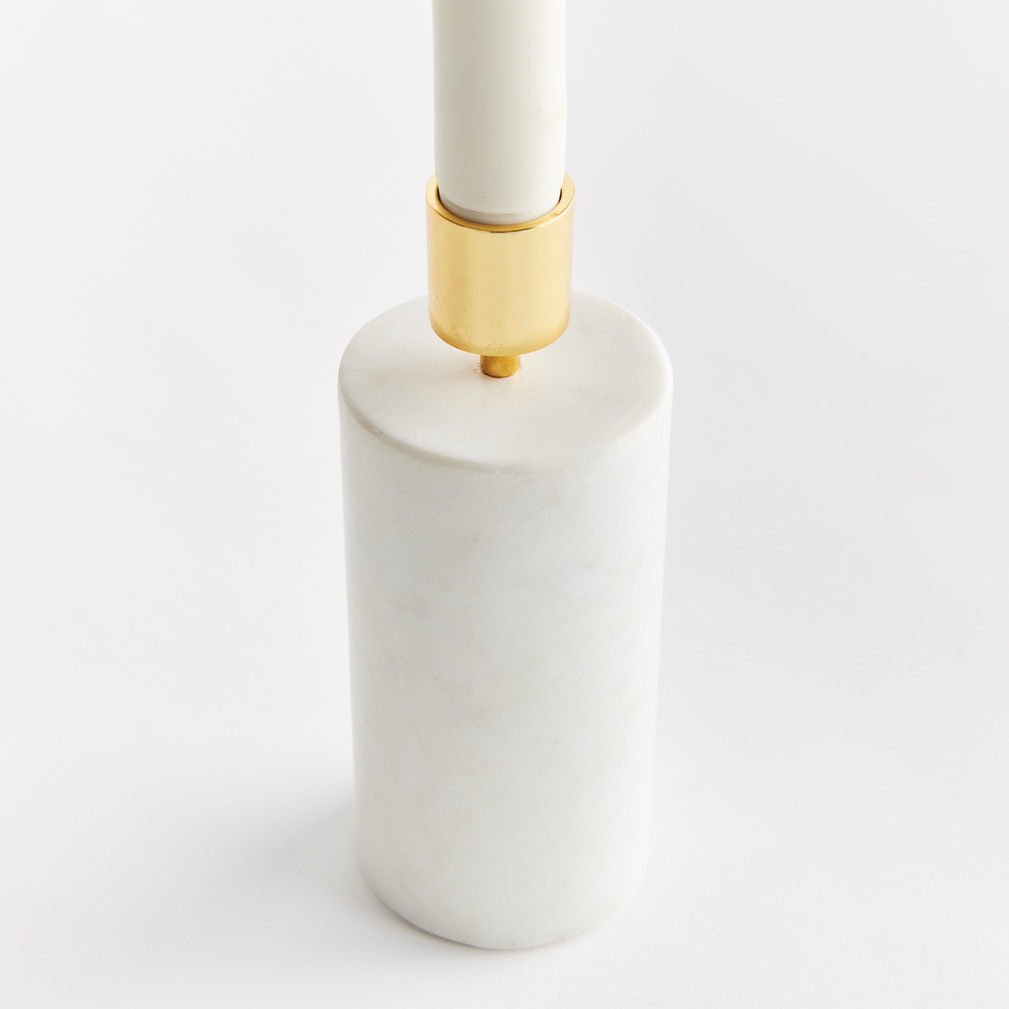 Avira Taper Holder