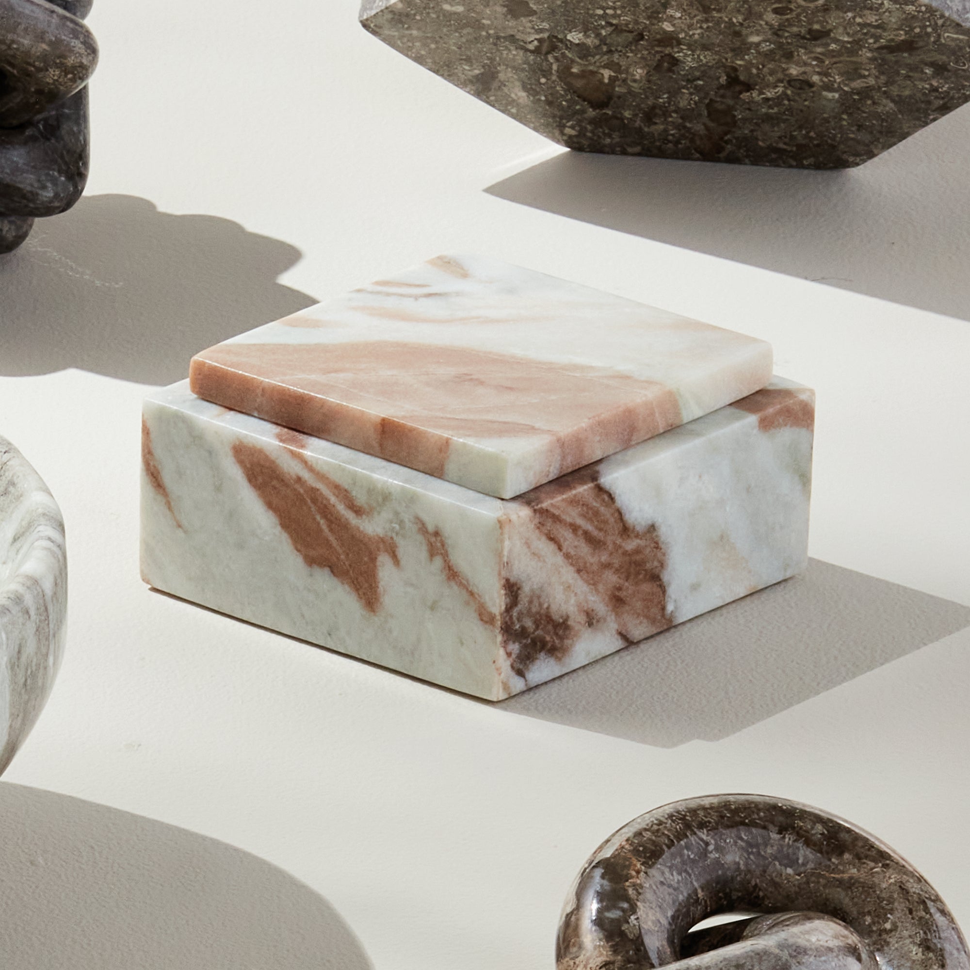 Veya Square Lidded Box Short