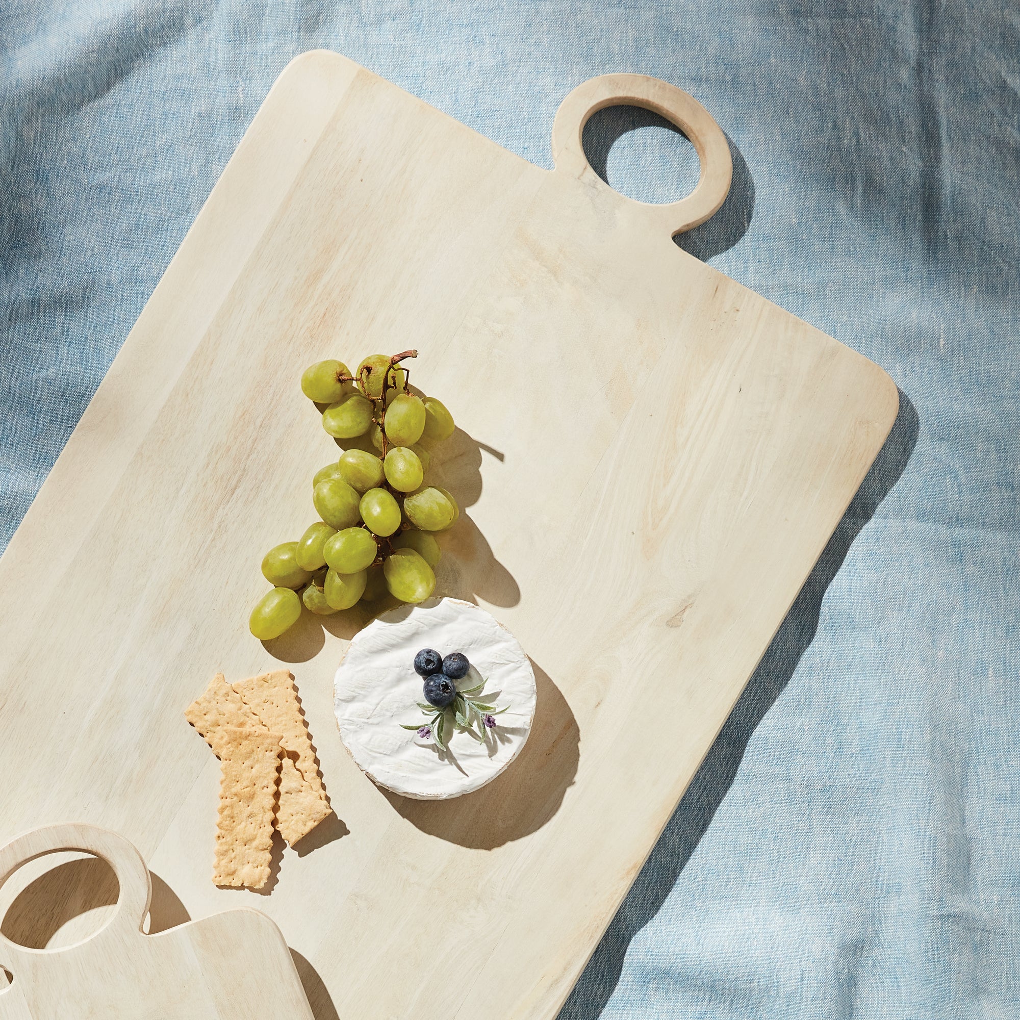 BARCLAY BUTERA ROCKLAND SERVING BOARD LARGE