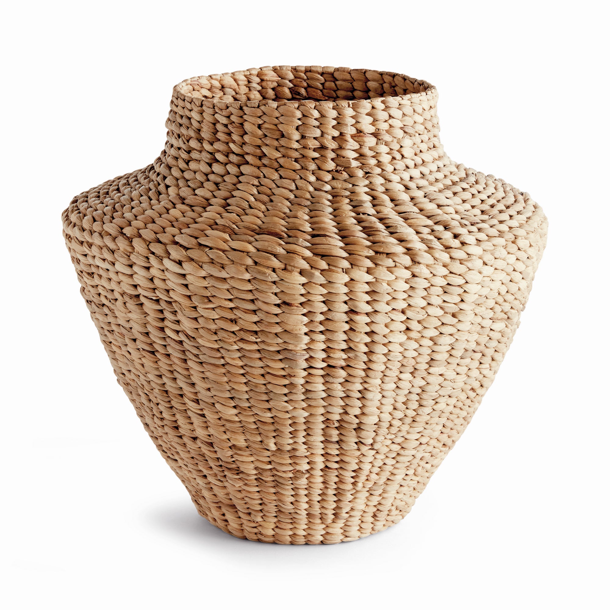 Maelle Water Hyacinth Urn
