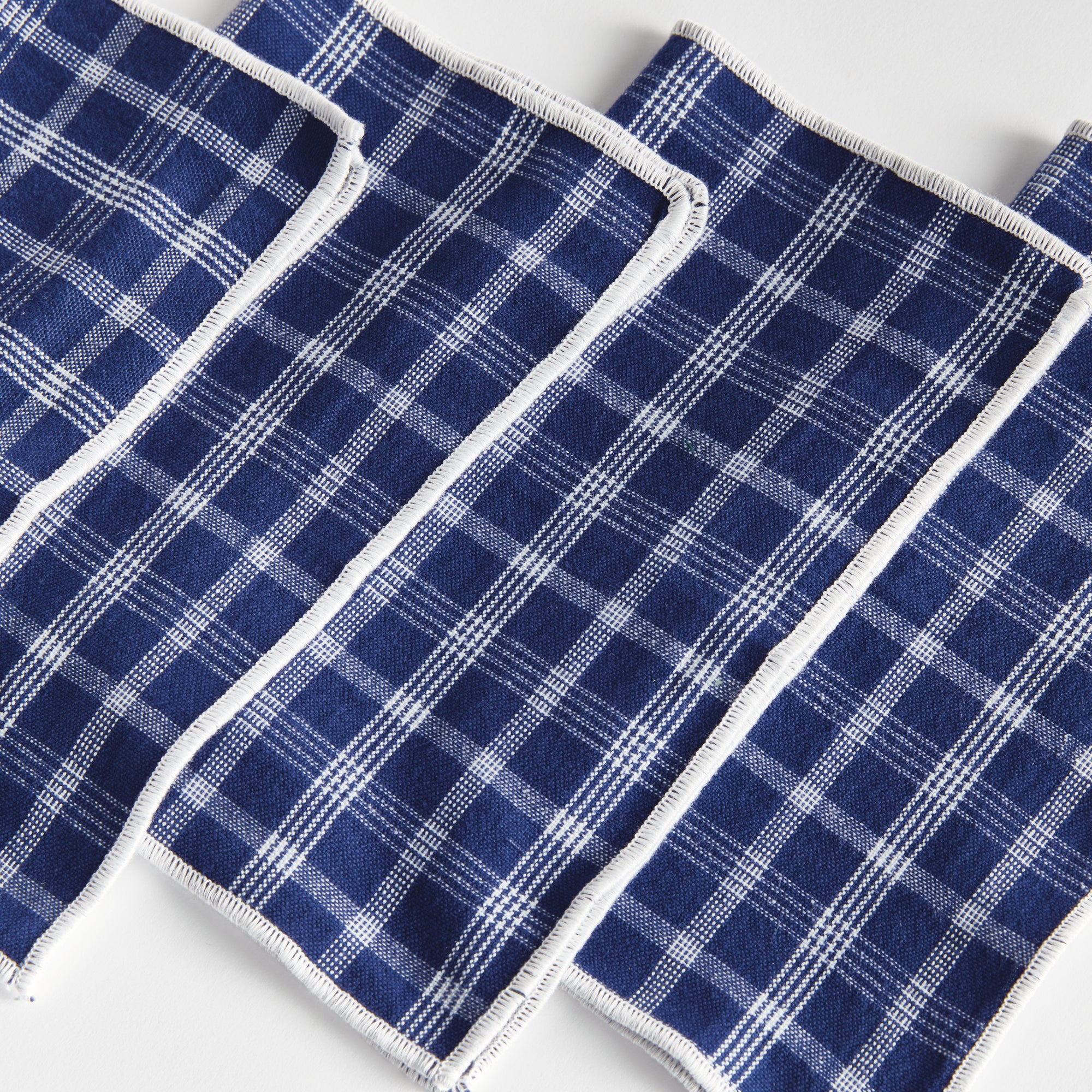 BARCLAY BUTERA OAKWOOD COCKTAIL NAPKINS, SET OF 4