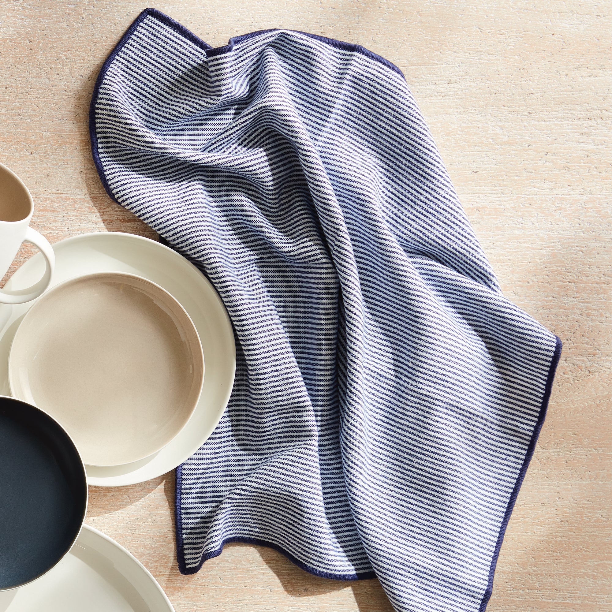 Brenda Dinner Napkins Set of 4