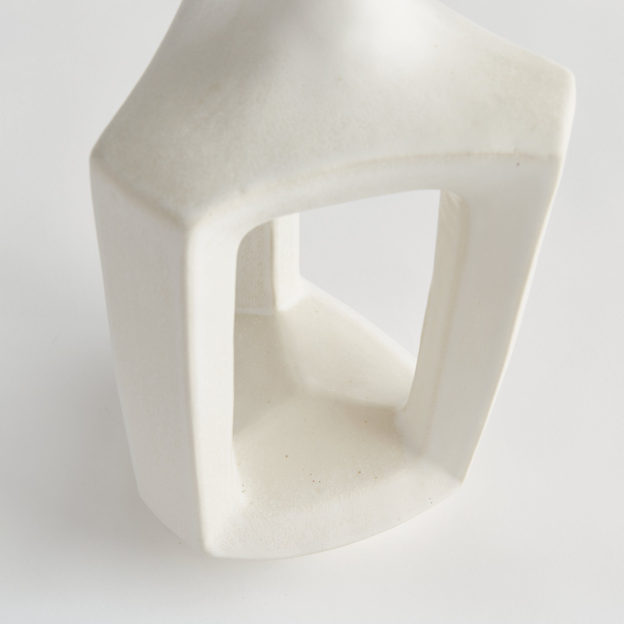 SONYA VASE TALL