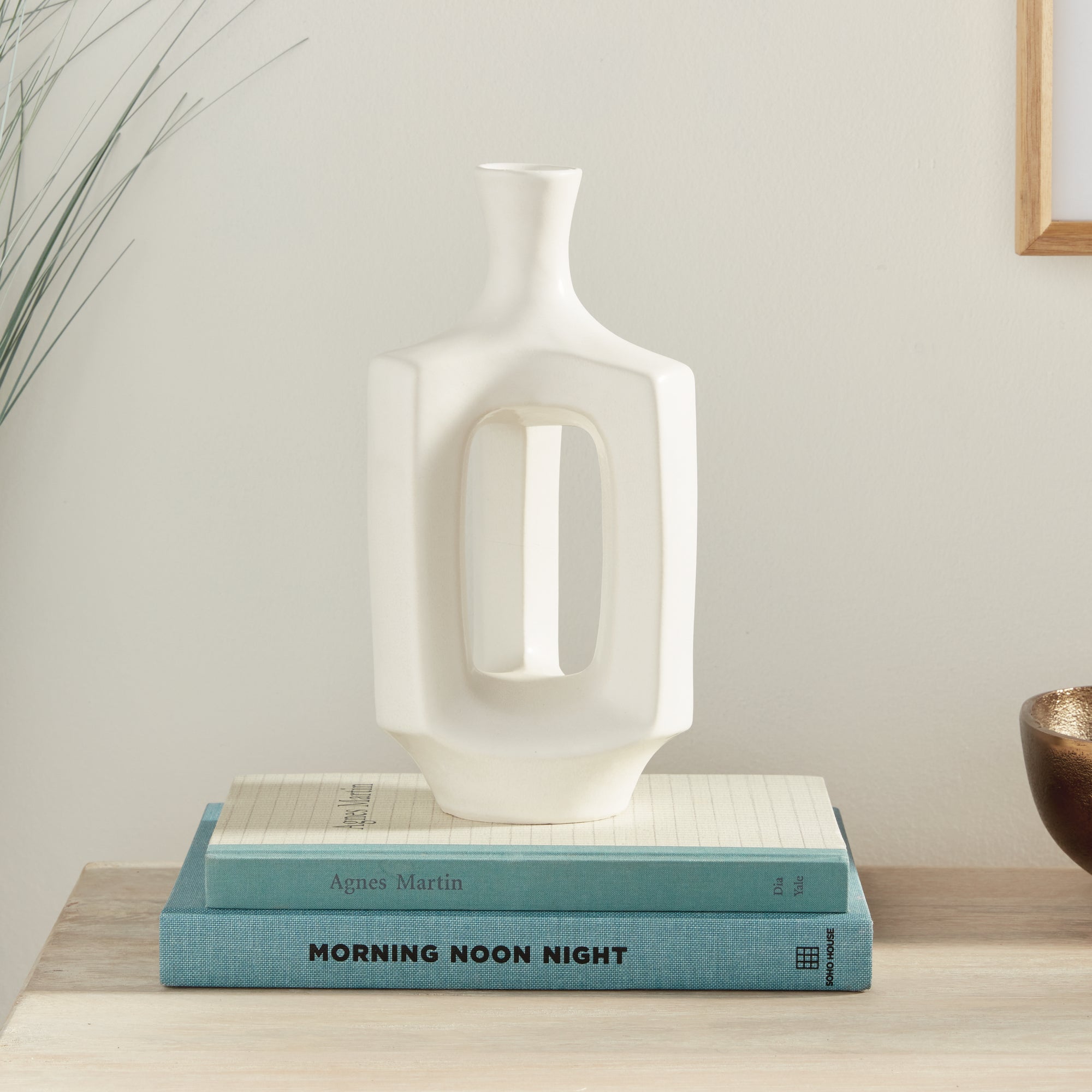 SONYA VASE MEDIUM