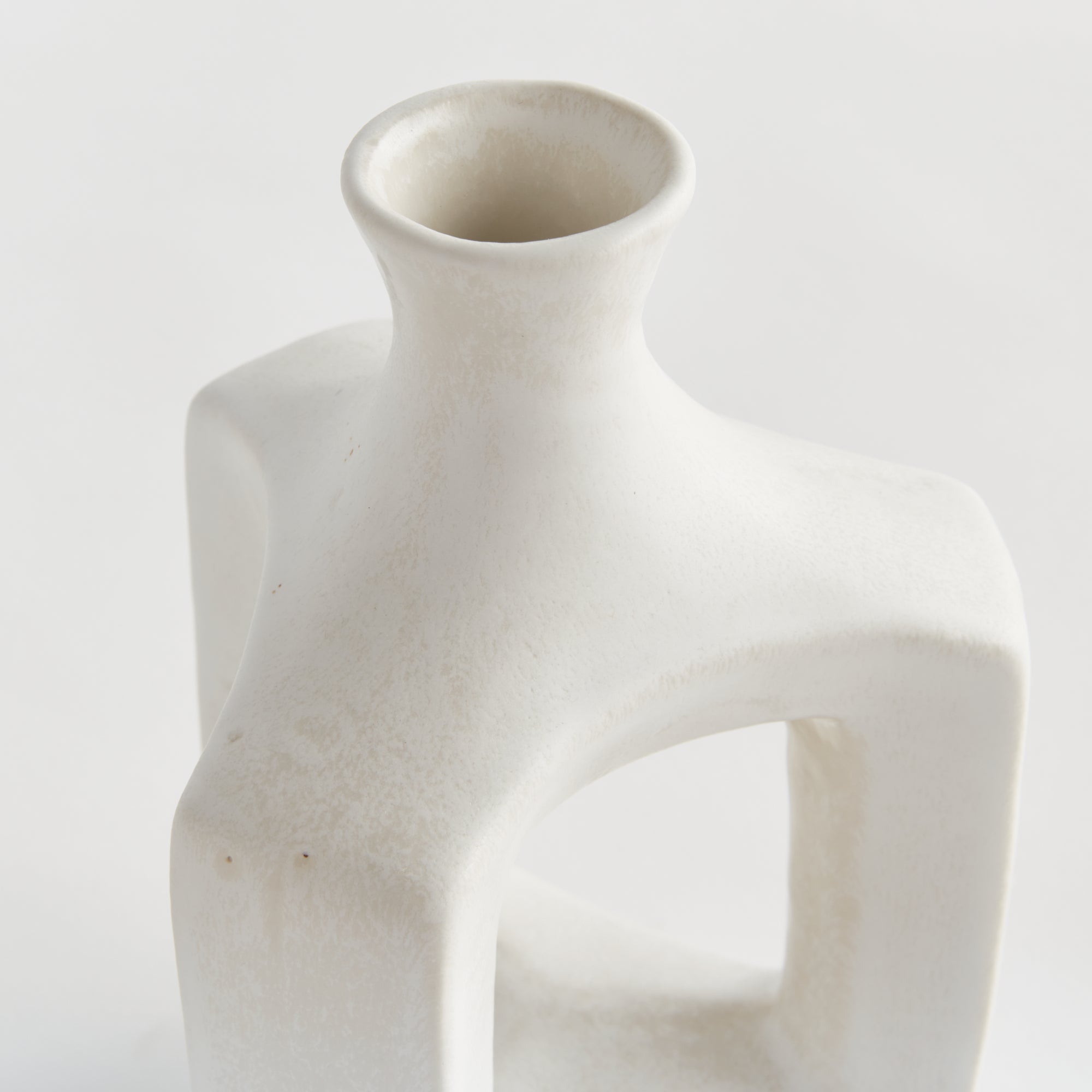 SONYA VASE SHORT