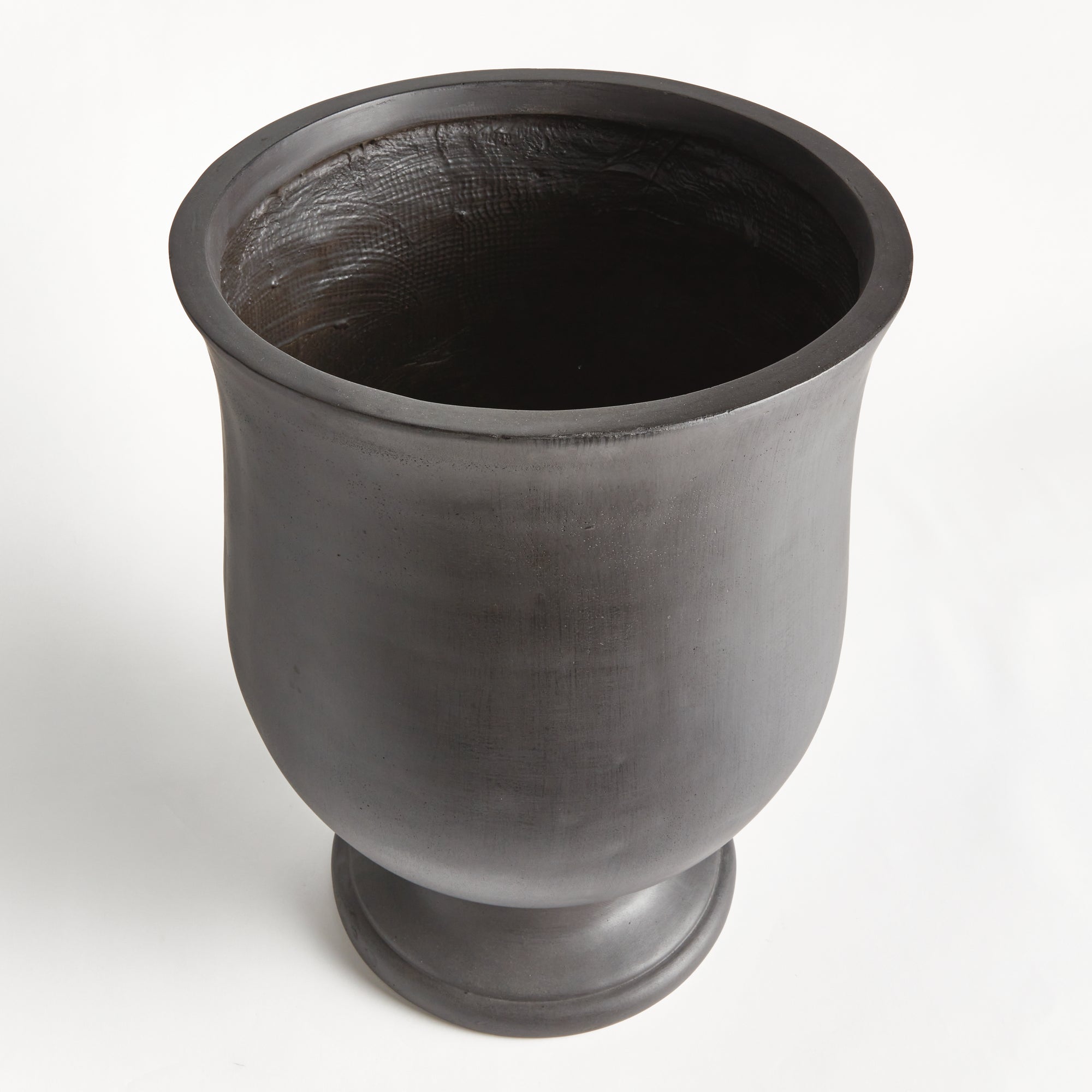 Fiberclay Jolina Round Footed Plant Pot