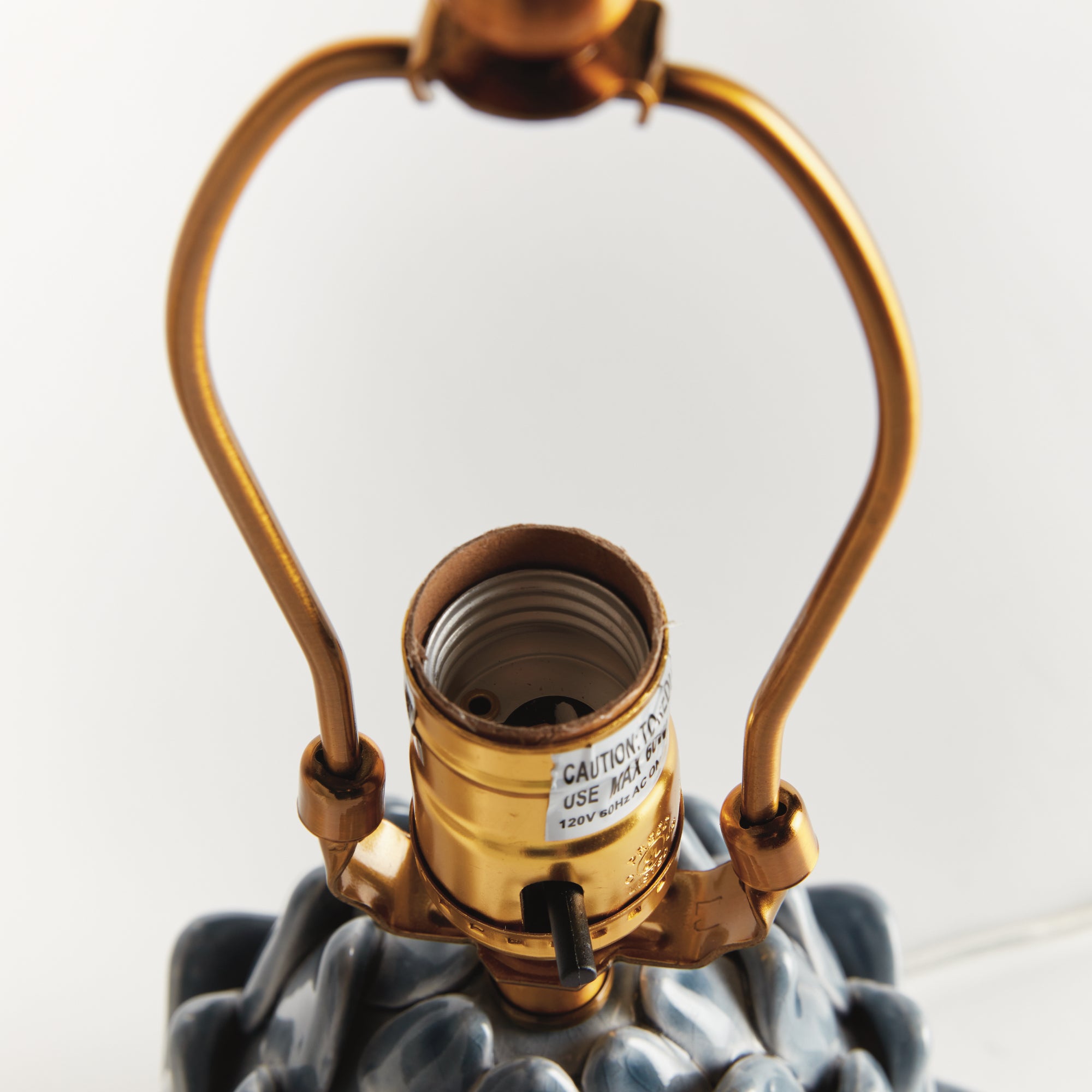 Deveraux Lamp