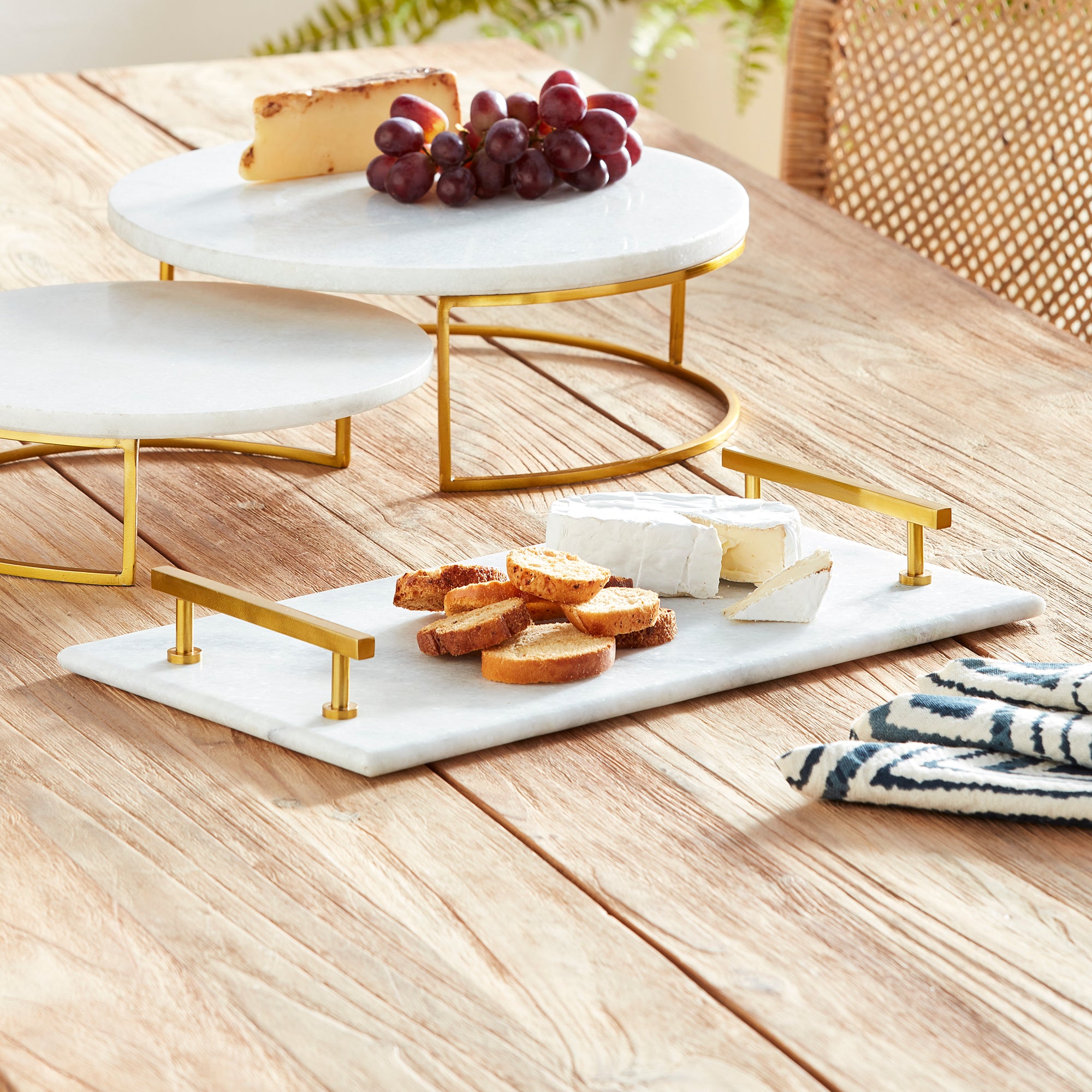 VIENNA SERVING TRAY