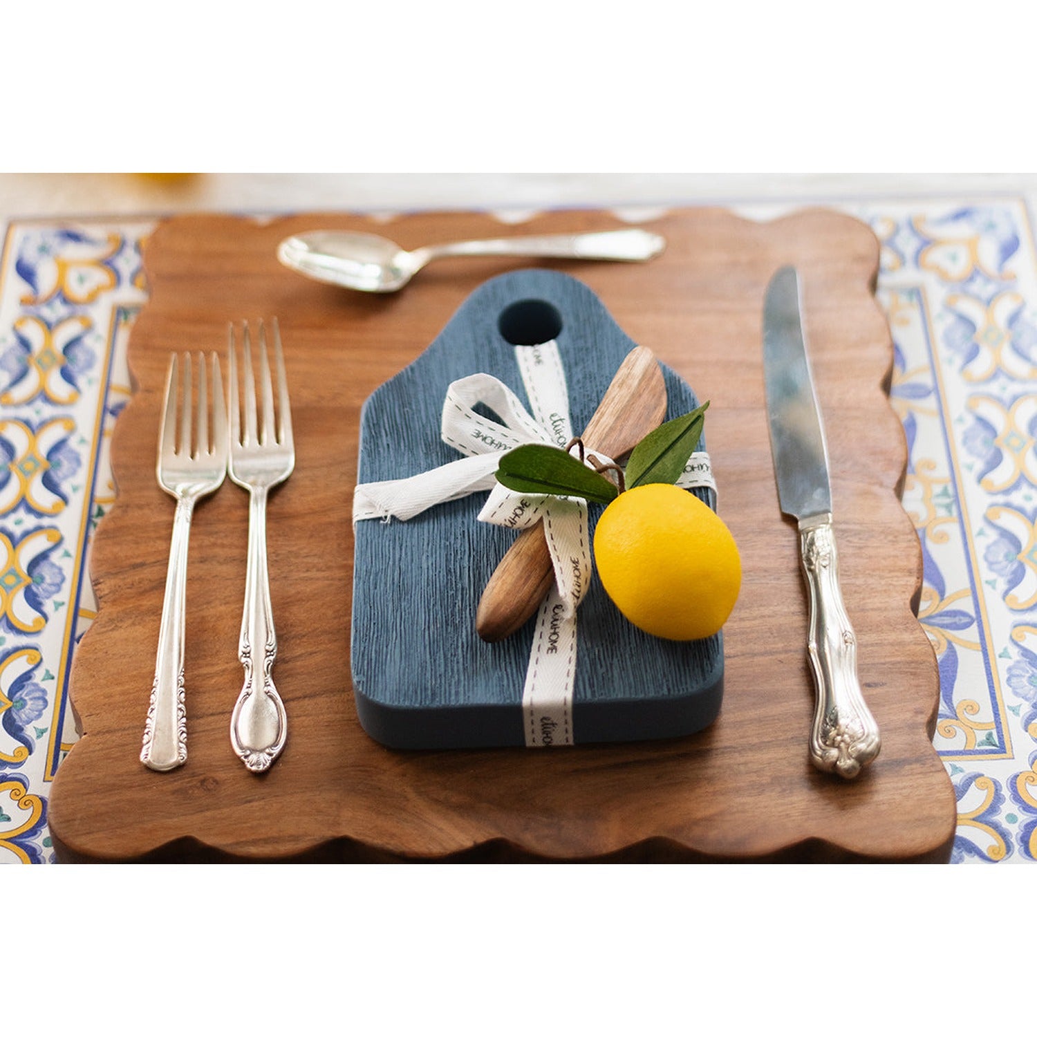 Dutch Cheese Board with Spreader, Small, Denim Blue