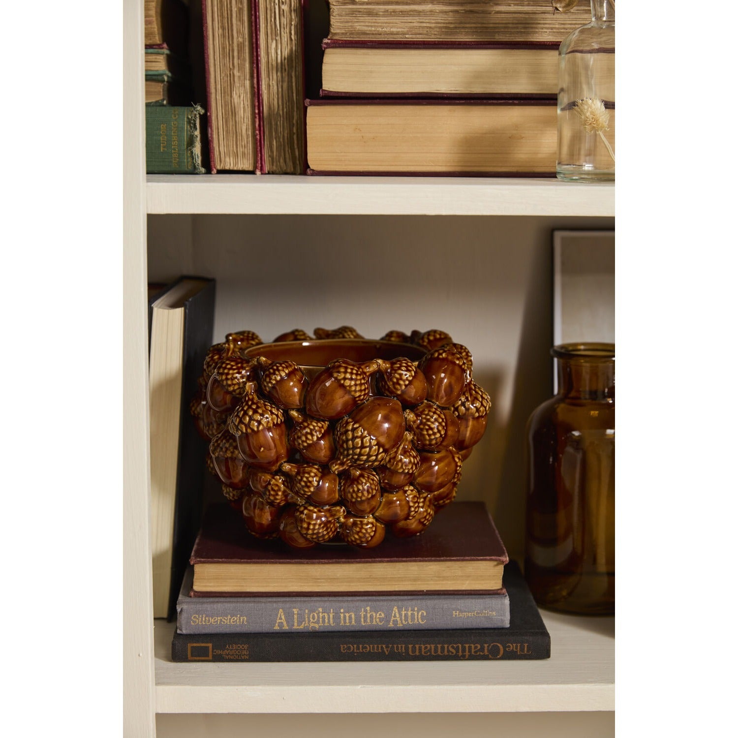 Acorn Pot
