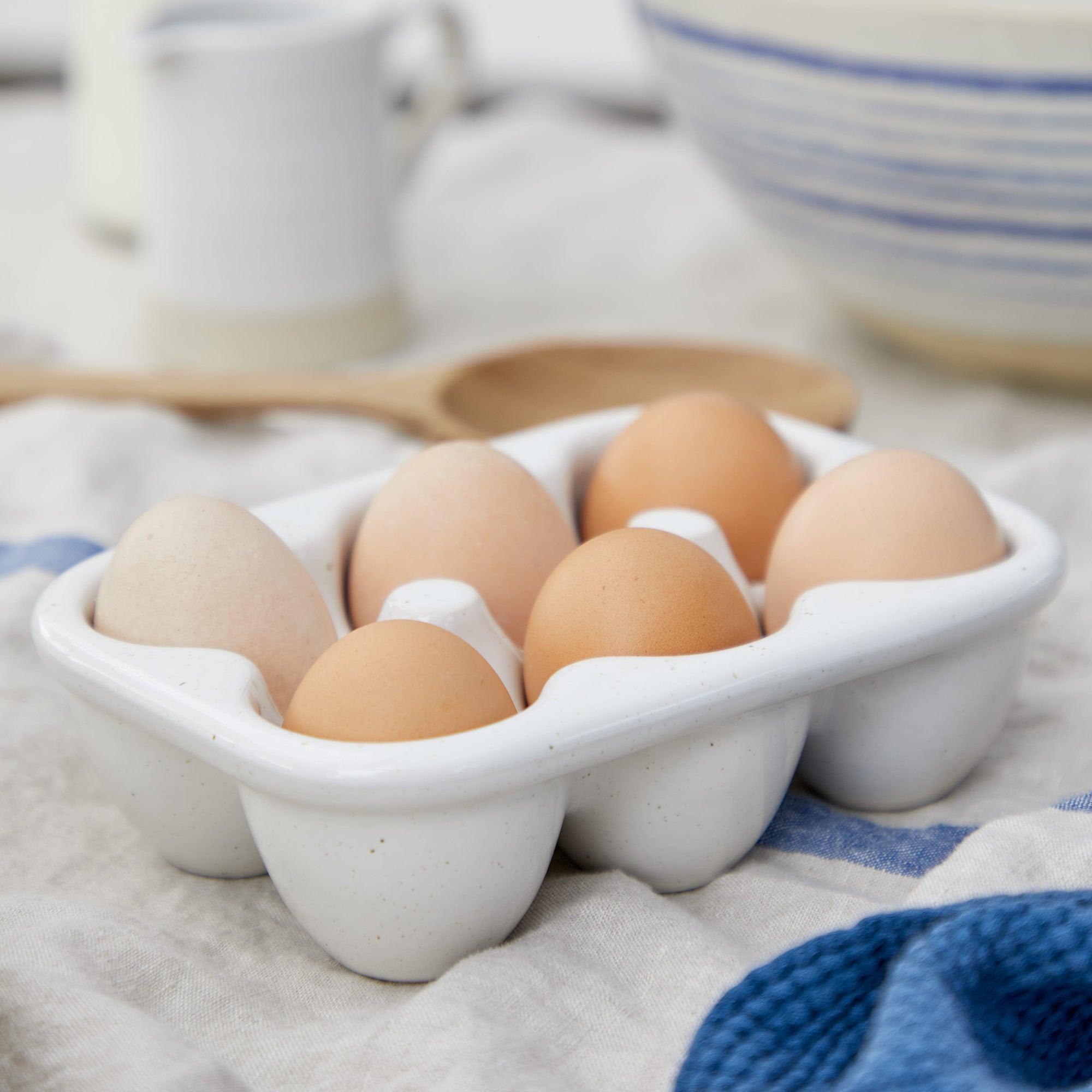 FATTORIA EGG CRATE HOLDER HALF DOZEN