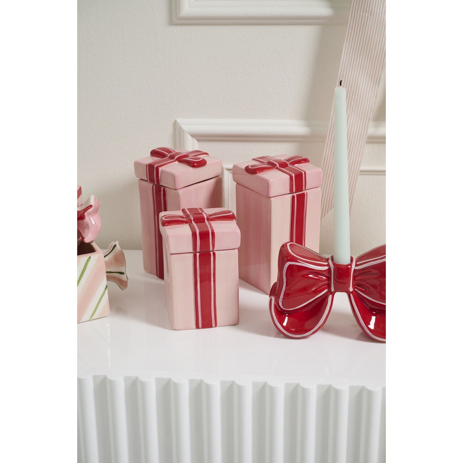 Giftbox Canister