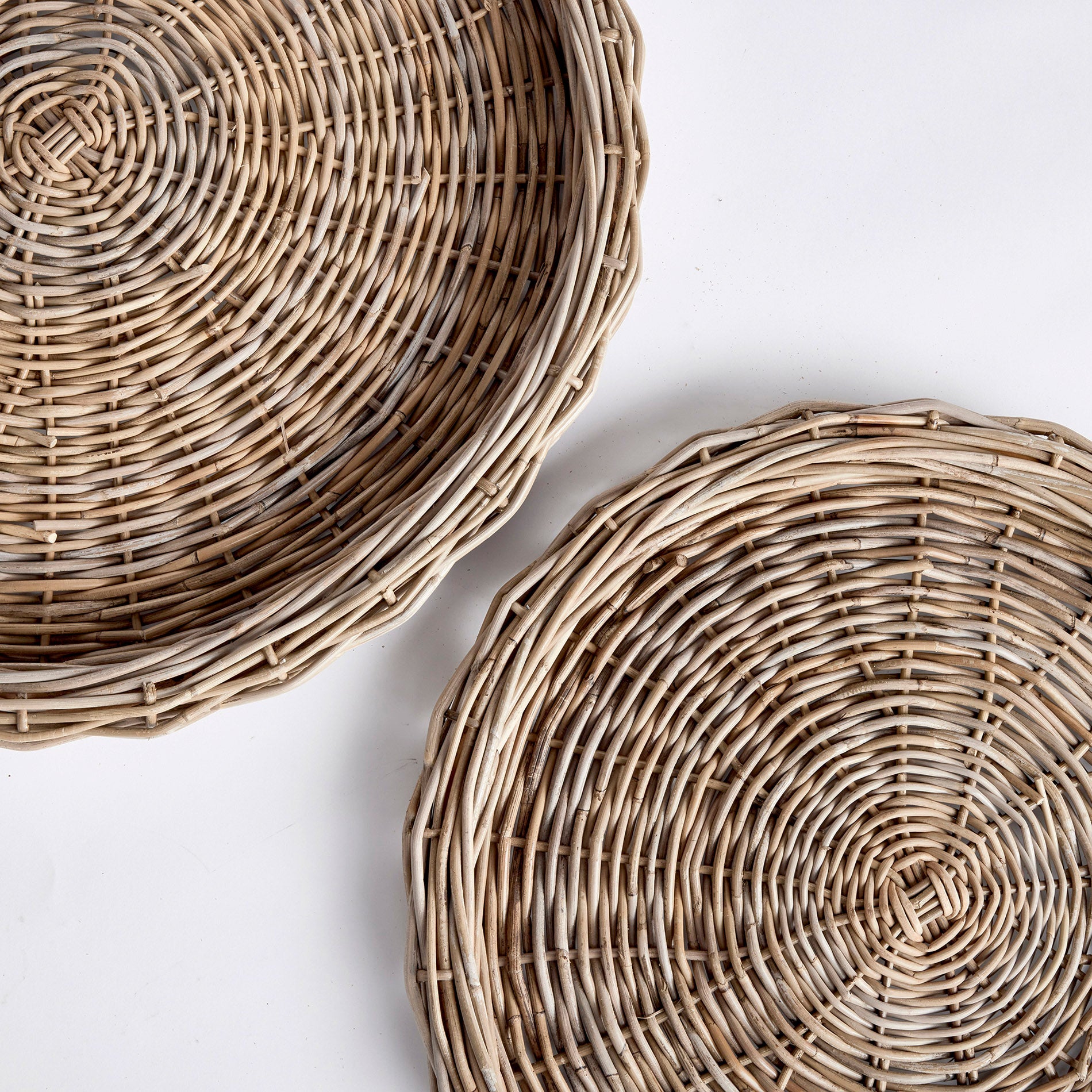 Alena Round Trays Set of 2