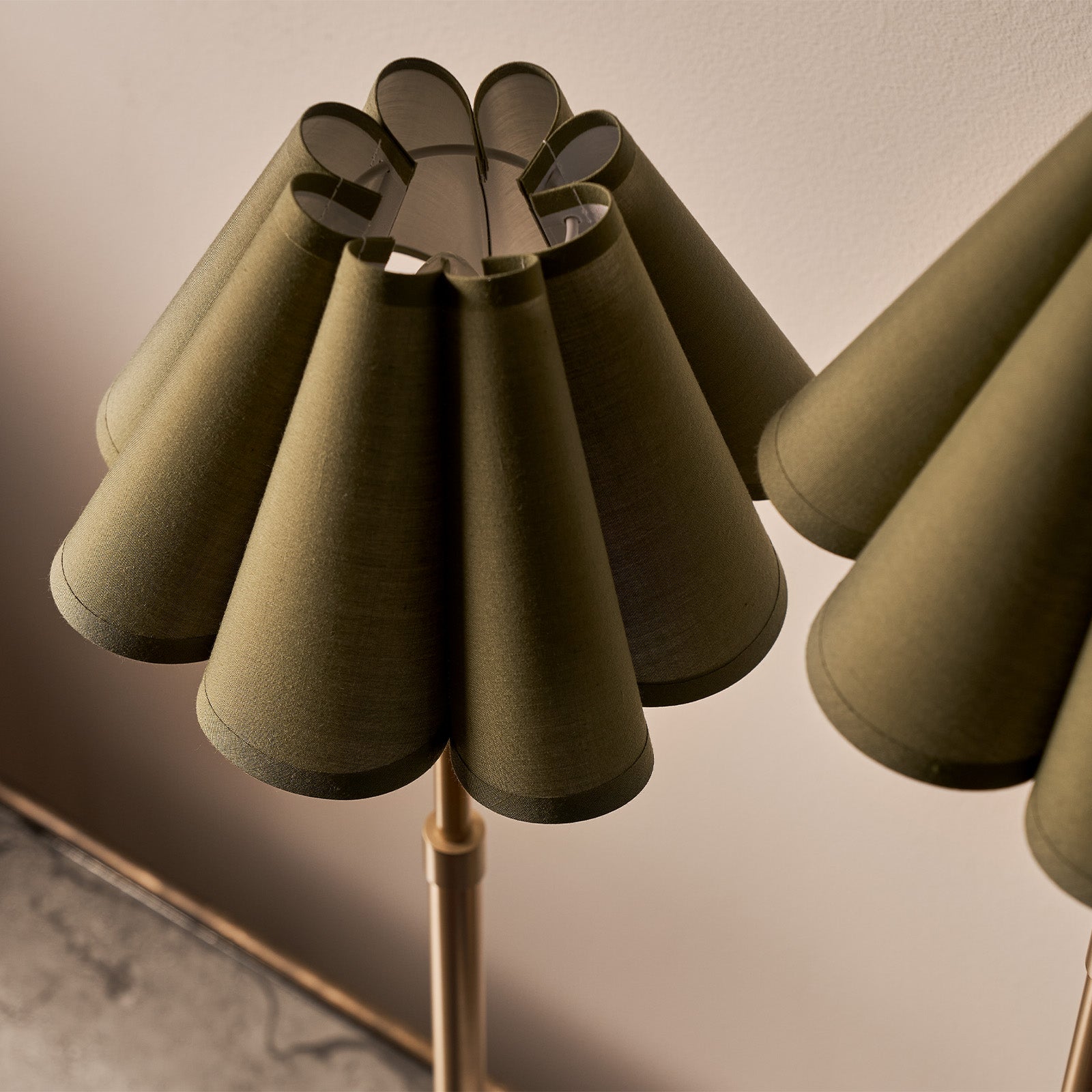 Polly Buffet Lamp (Natural Brass with Green Scalloped Shade)