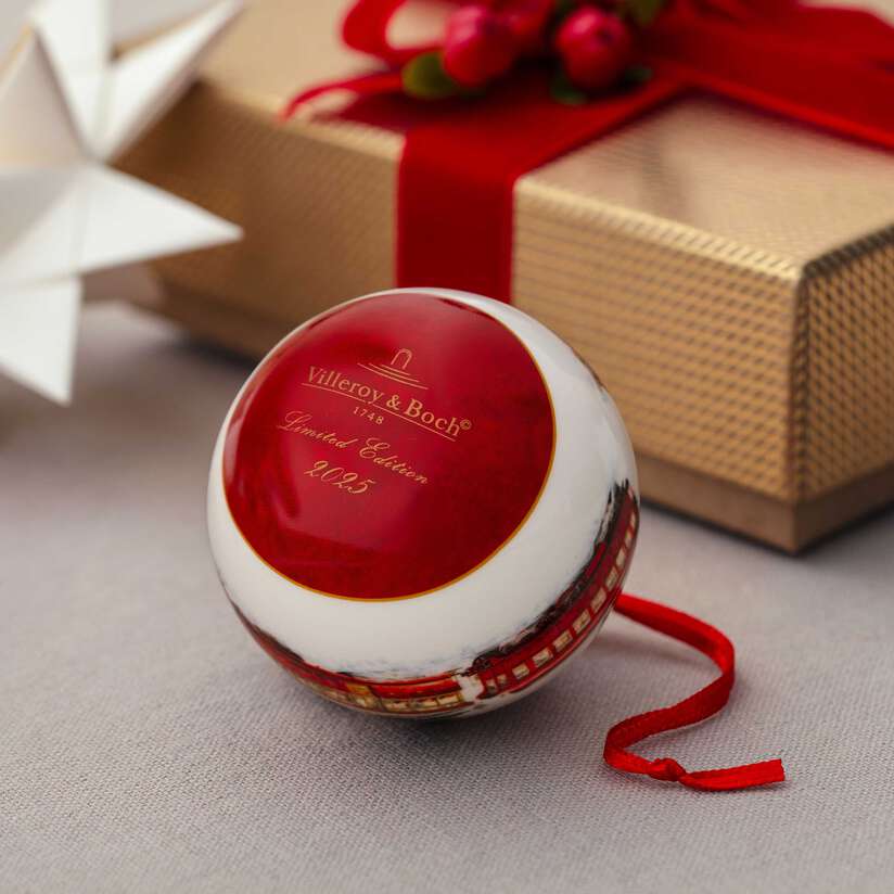Yuletide Edition Ball