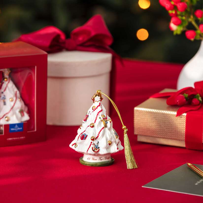 Yuletide Classics Christmas Tree Ornament