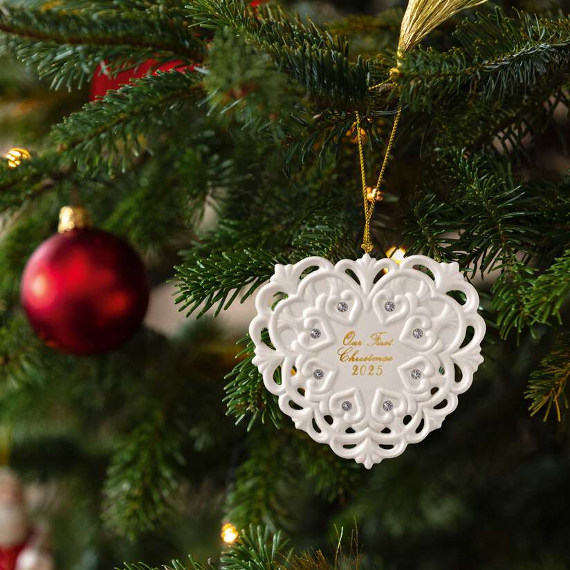 Yuletide Classics Heart Ornament