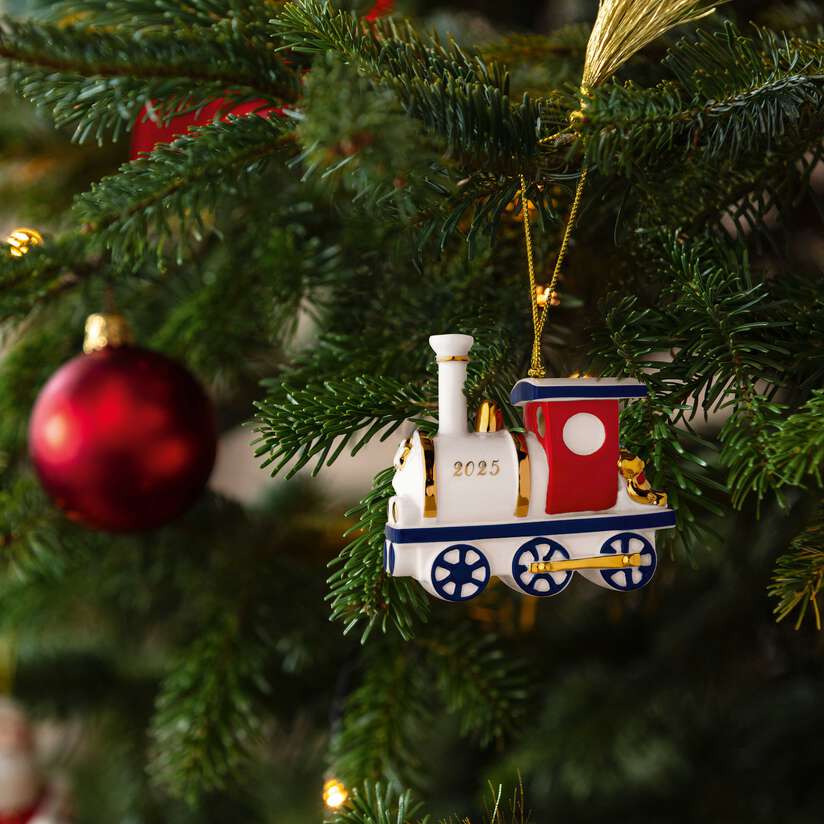 Yuletide Classics Locomotive Ornament
