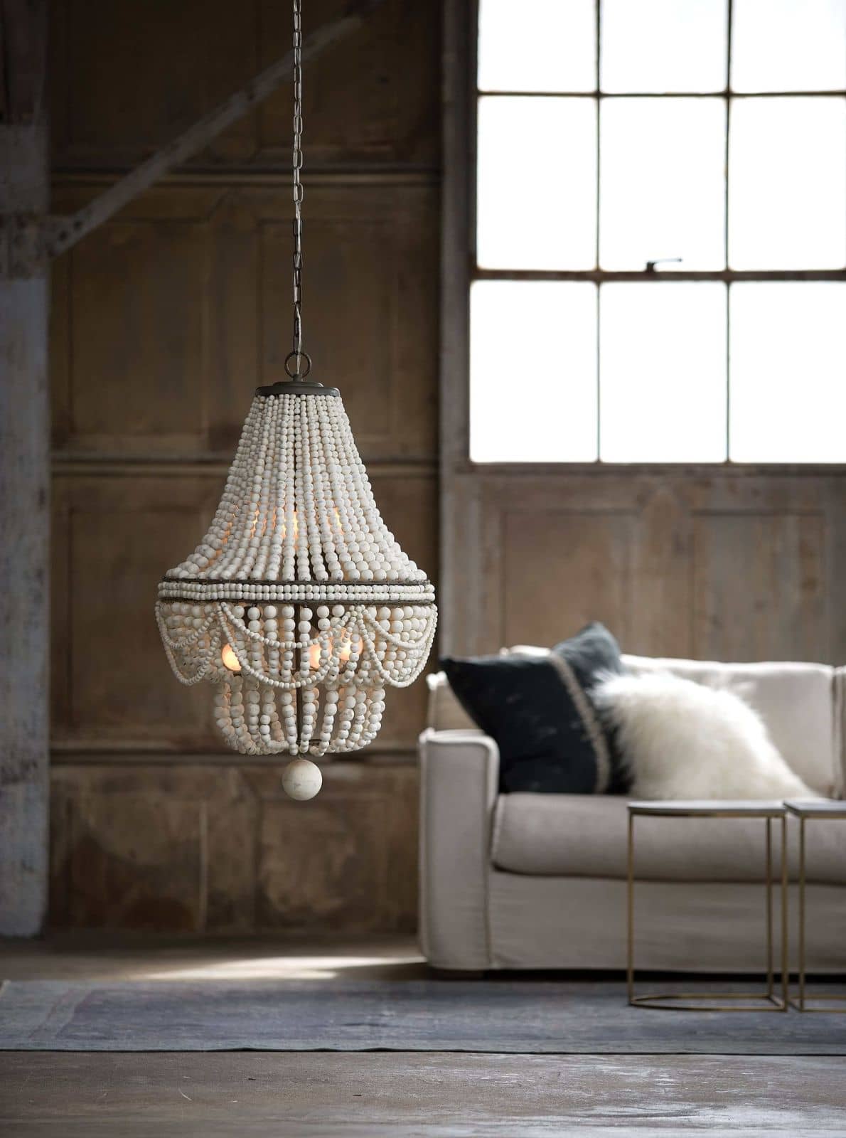 Malibu Chandelier (Weathered White)