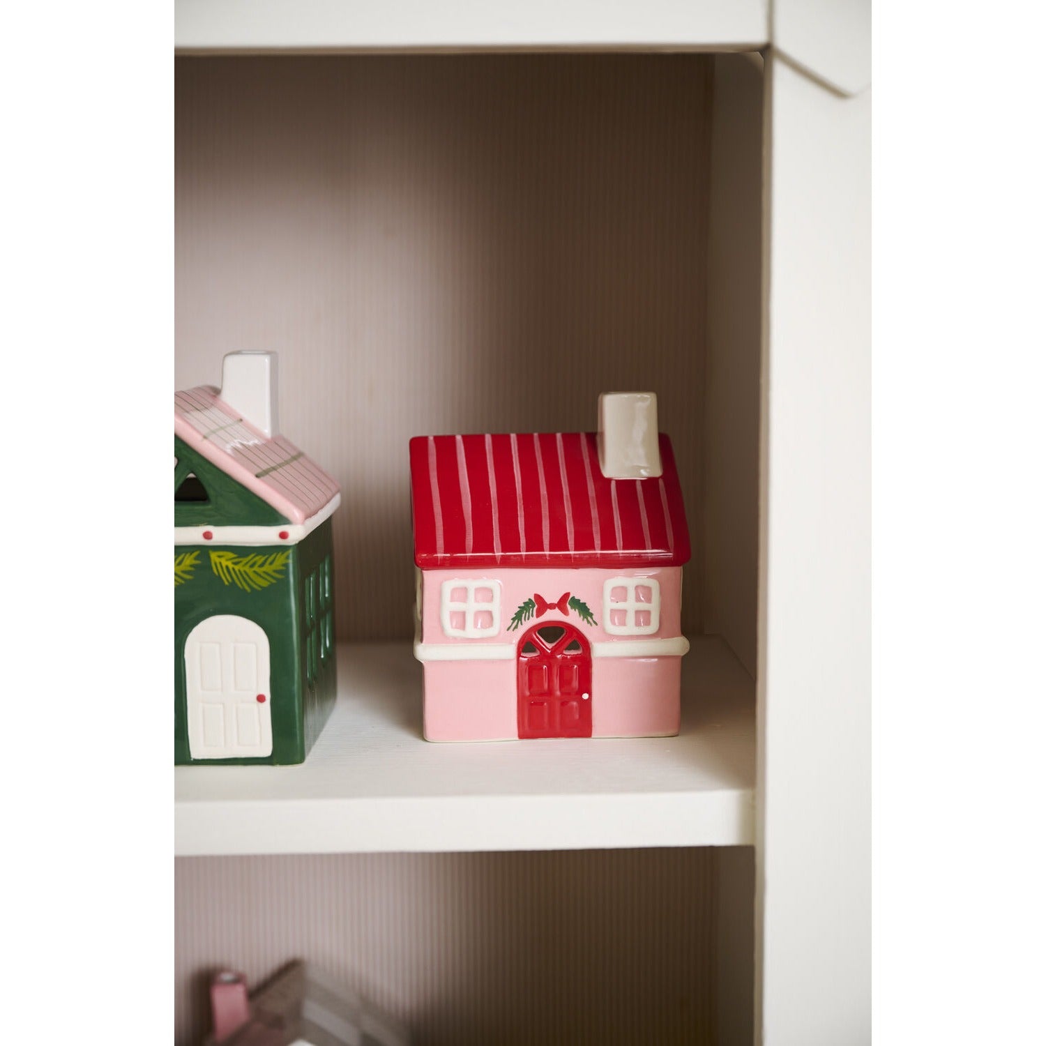 Merrivale House Figurine - Set of 2