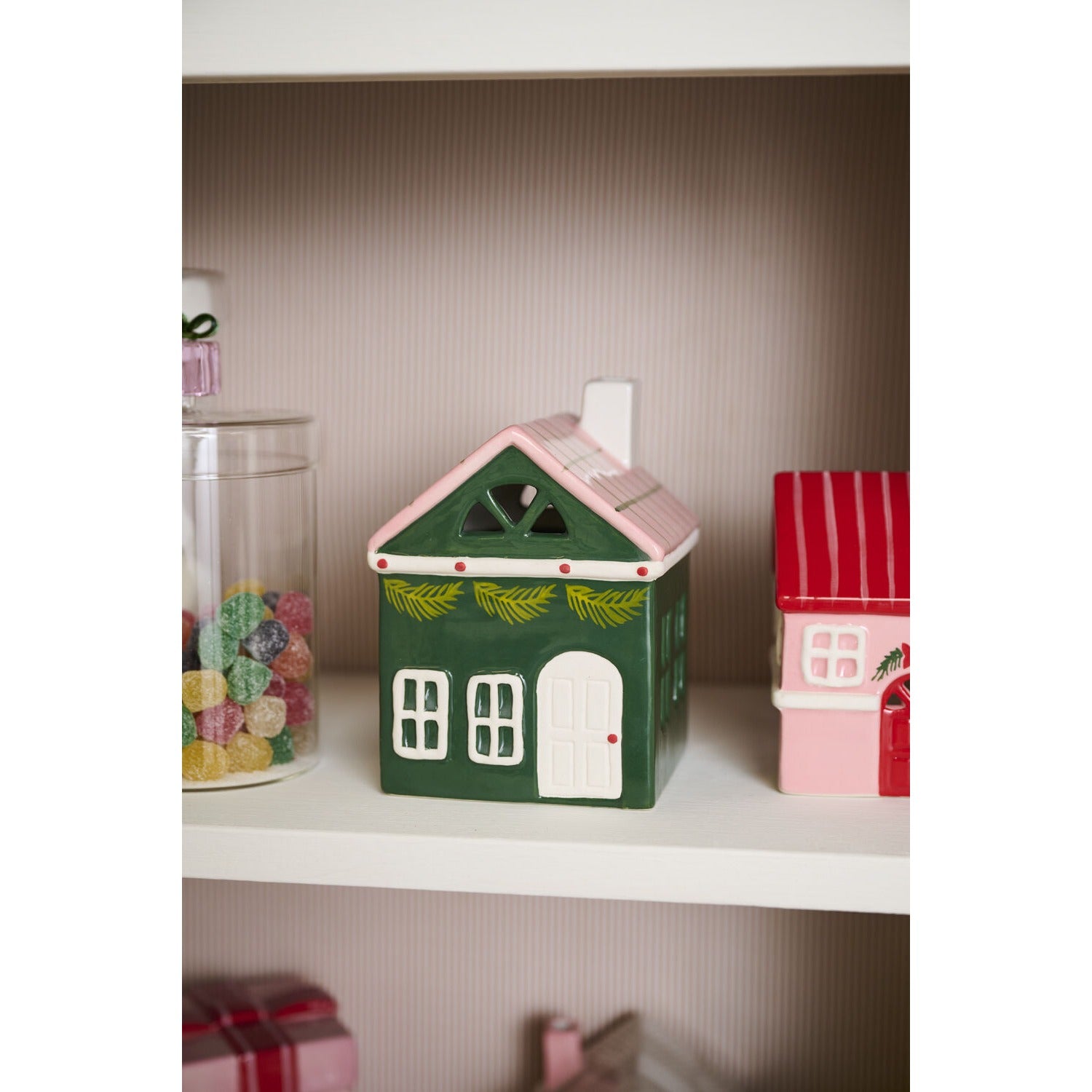 Merrivale House Figurine - Set of 2