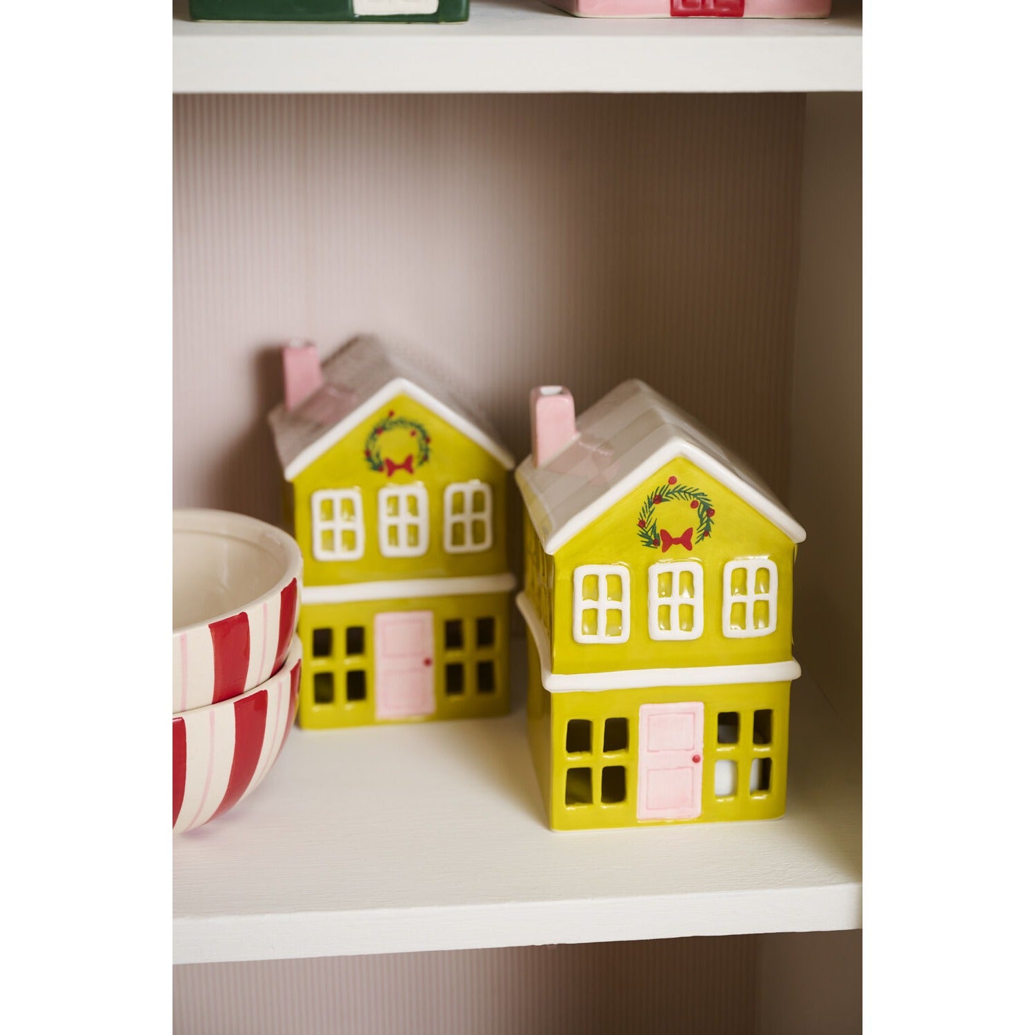 Merrivale House Figurine - Set of 2