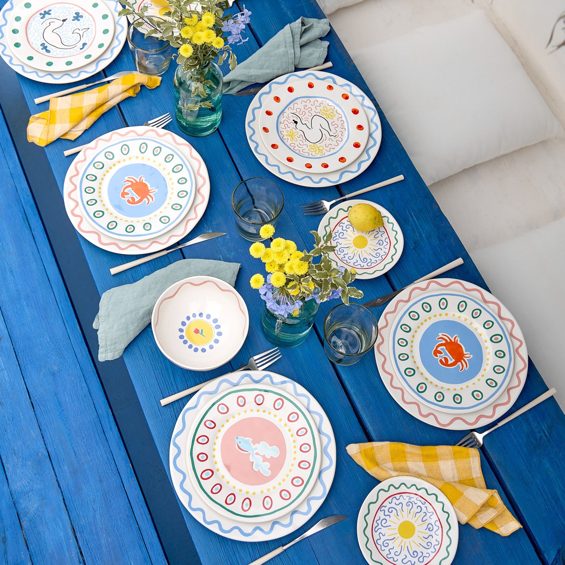 Summer Bliss Salad/Dessert Plate Guppy 9" Set o 6