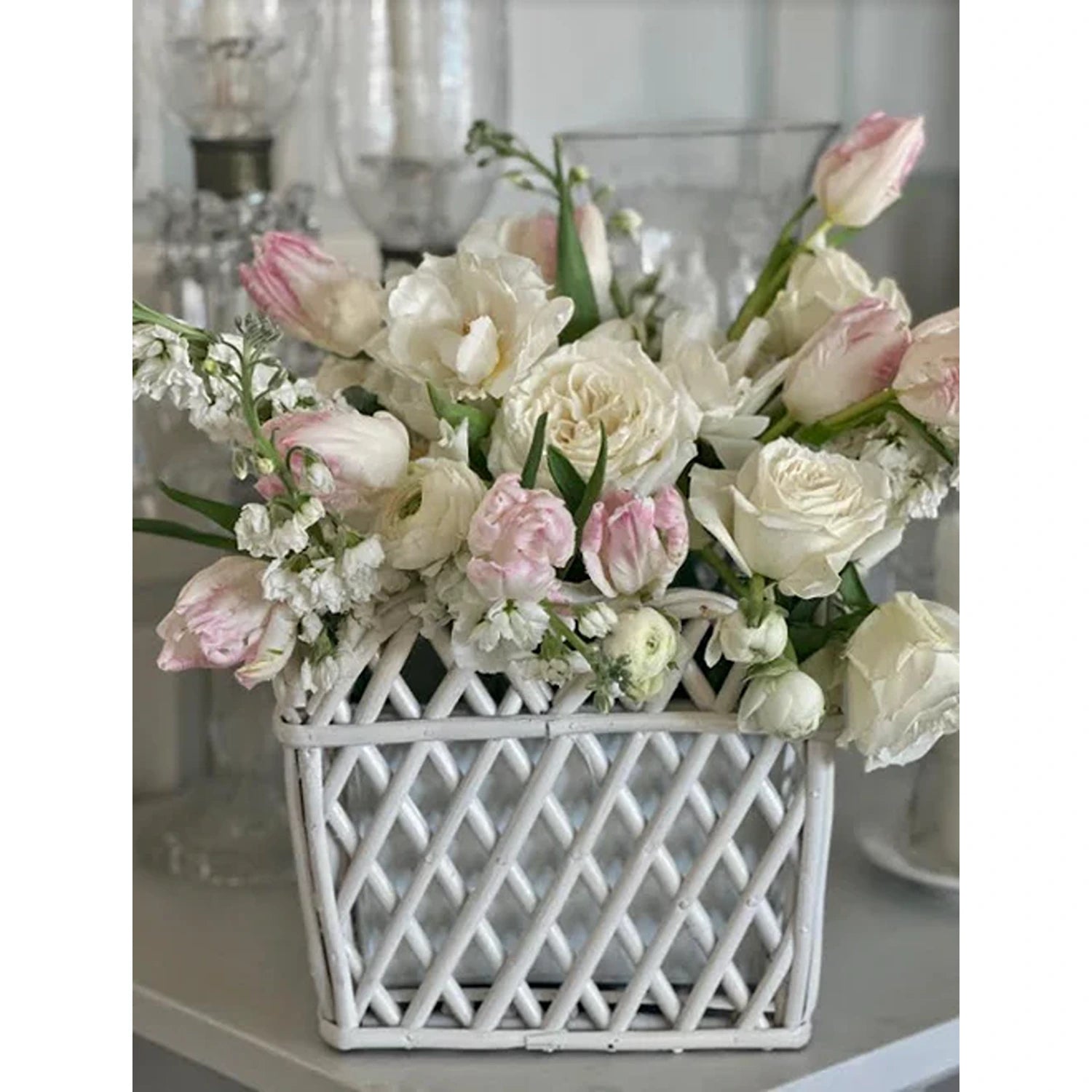 White Square Scalloped Lattice Rattan Planter