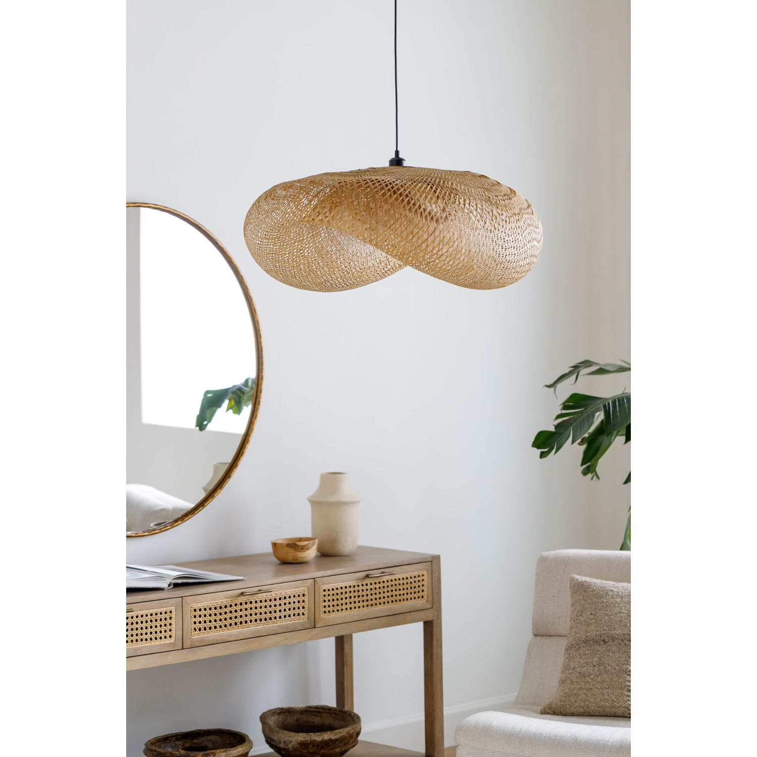 Montez Pendant
