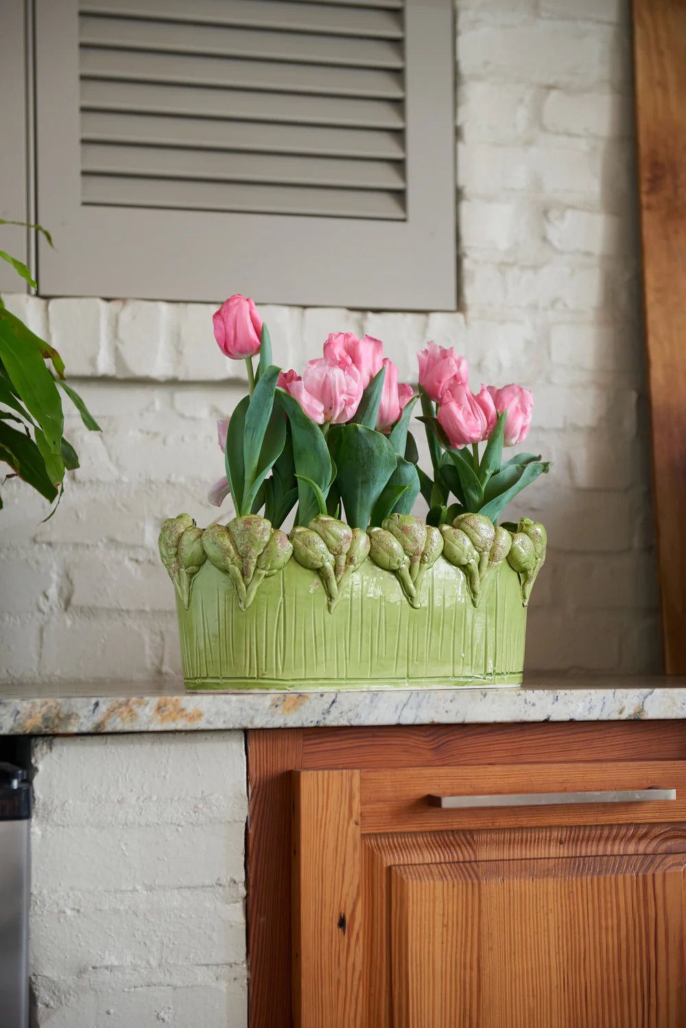 Les Fleur Oval Centerpiece