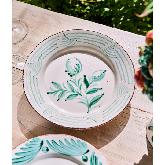 Casa Nuno Dinner Plate, 3 Flowers/Shells, Set of 2