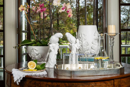 BOWL ACANTHUS LEAVES WHITE MATTE