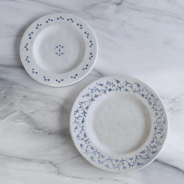 VIDA Sienna 9.25" Salad Plate Set of 4 (White and Blue)