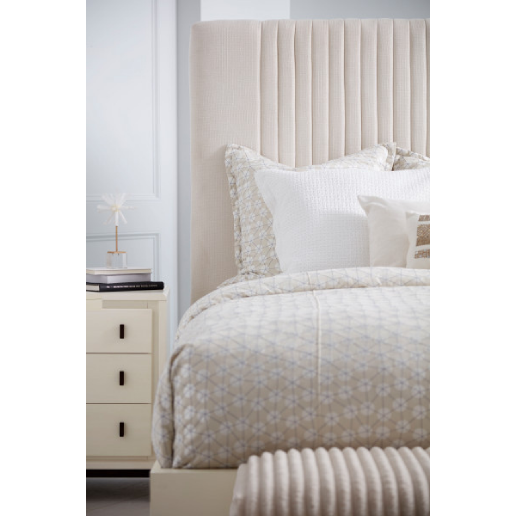 Blanc King Upholstered Panel Bed