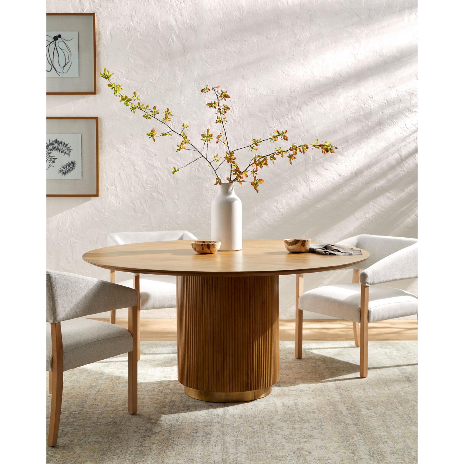 Nems Dining Table