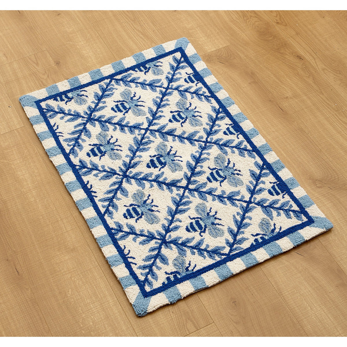 Bee Trellis Hook Rug