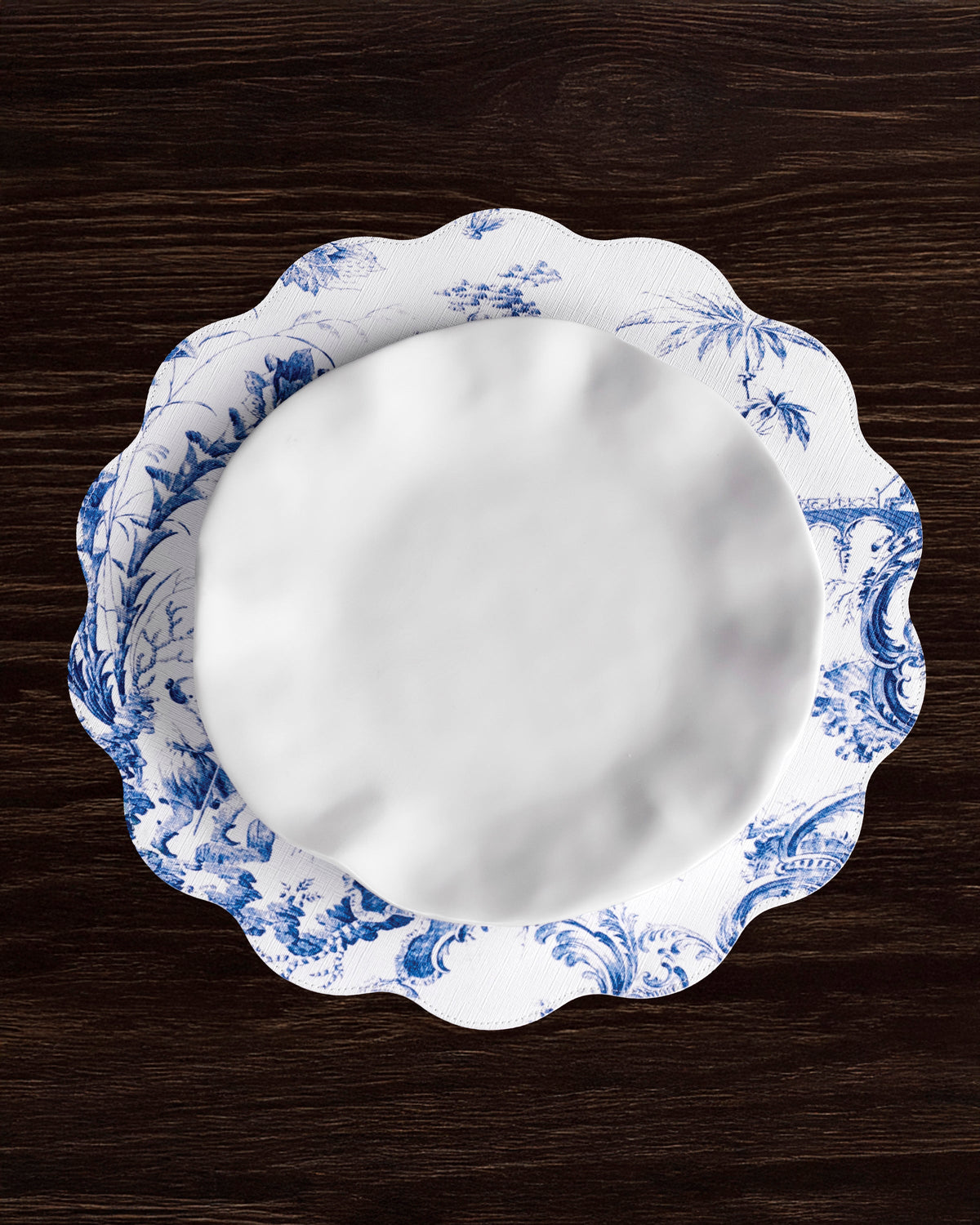 VIDA Chinoiserie Reversible Round Placemats Set of 4 (Blue and White)