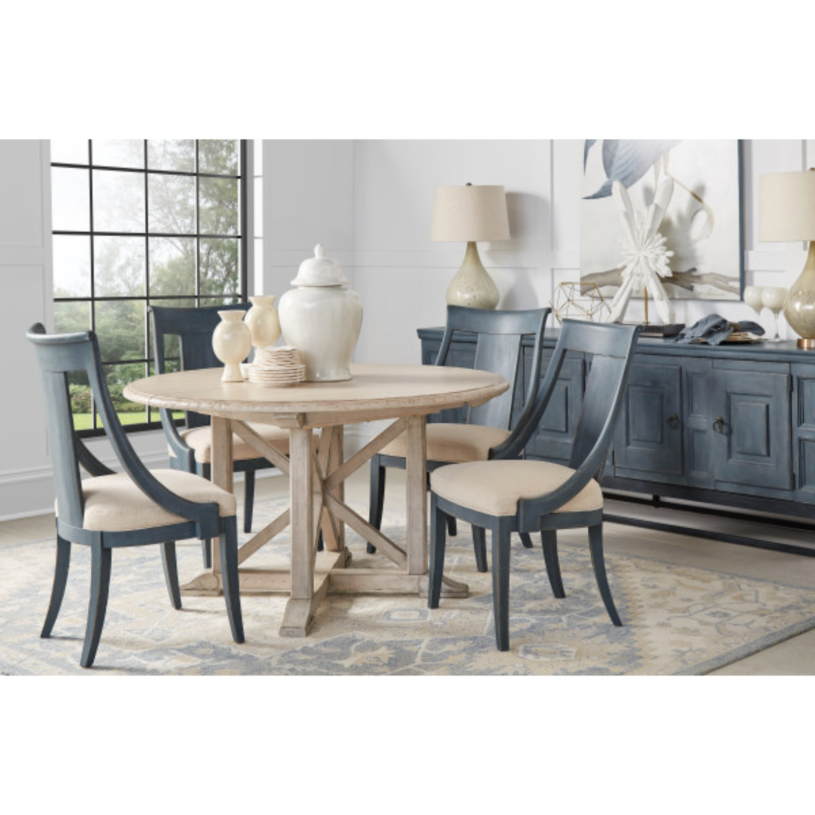 Alcove Round Dining Table