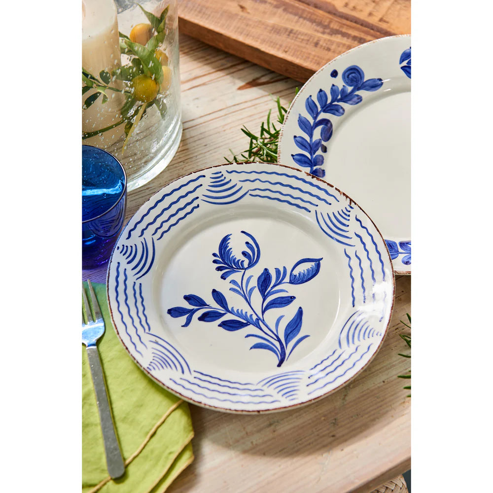 Casa Nuno Dinner Plate, 3 Flowers/Shells, Set of 2