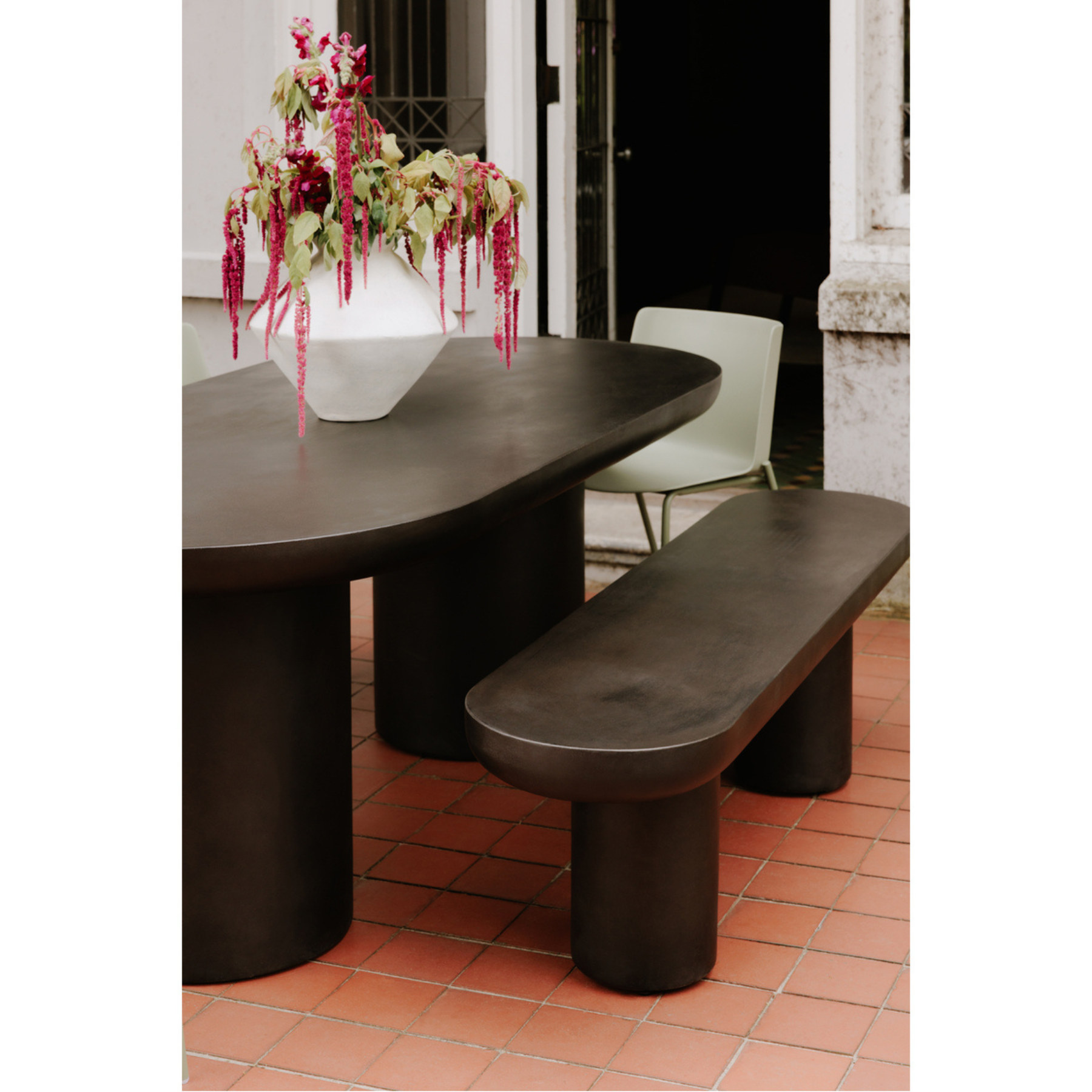 Zephyr Dining Table Black