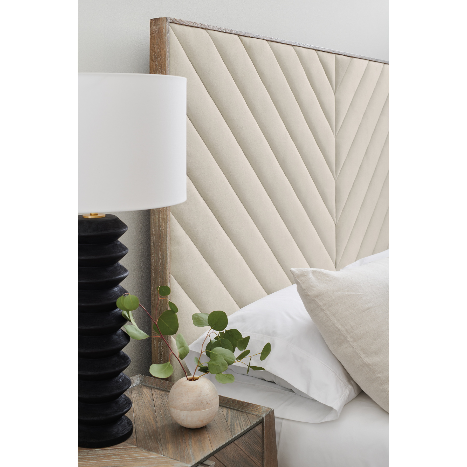 Meet U In The Middle - King