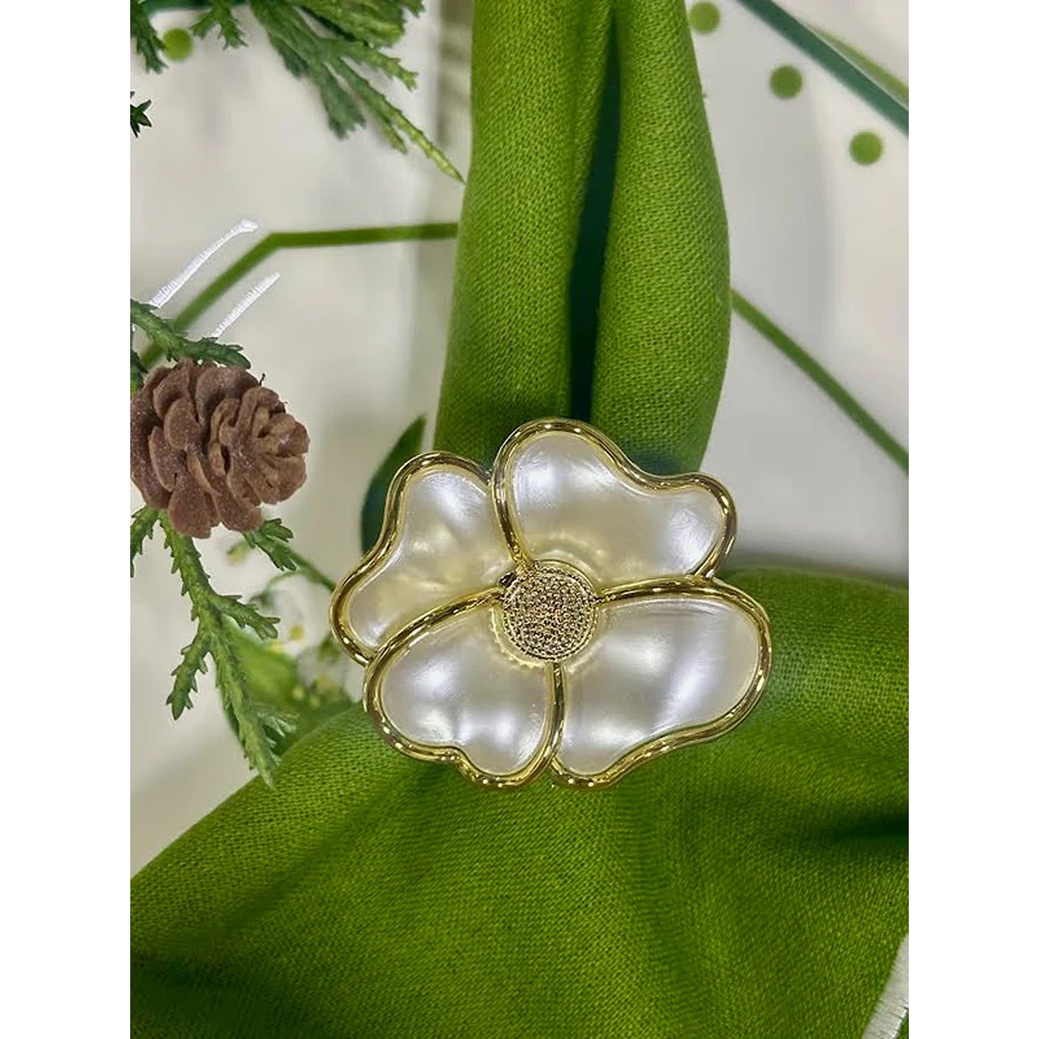 Magnolia Set of 4 Napkin Ring